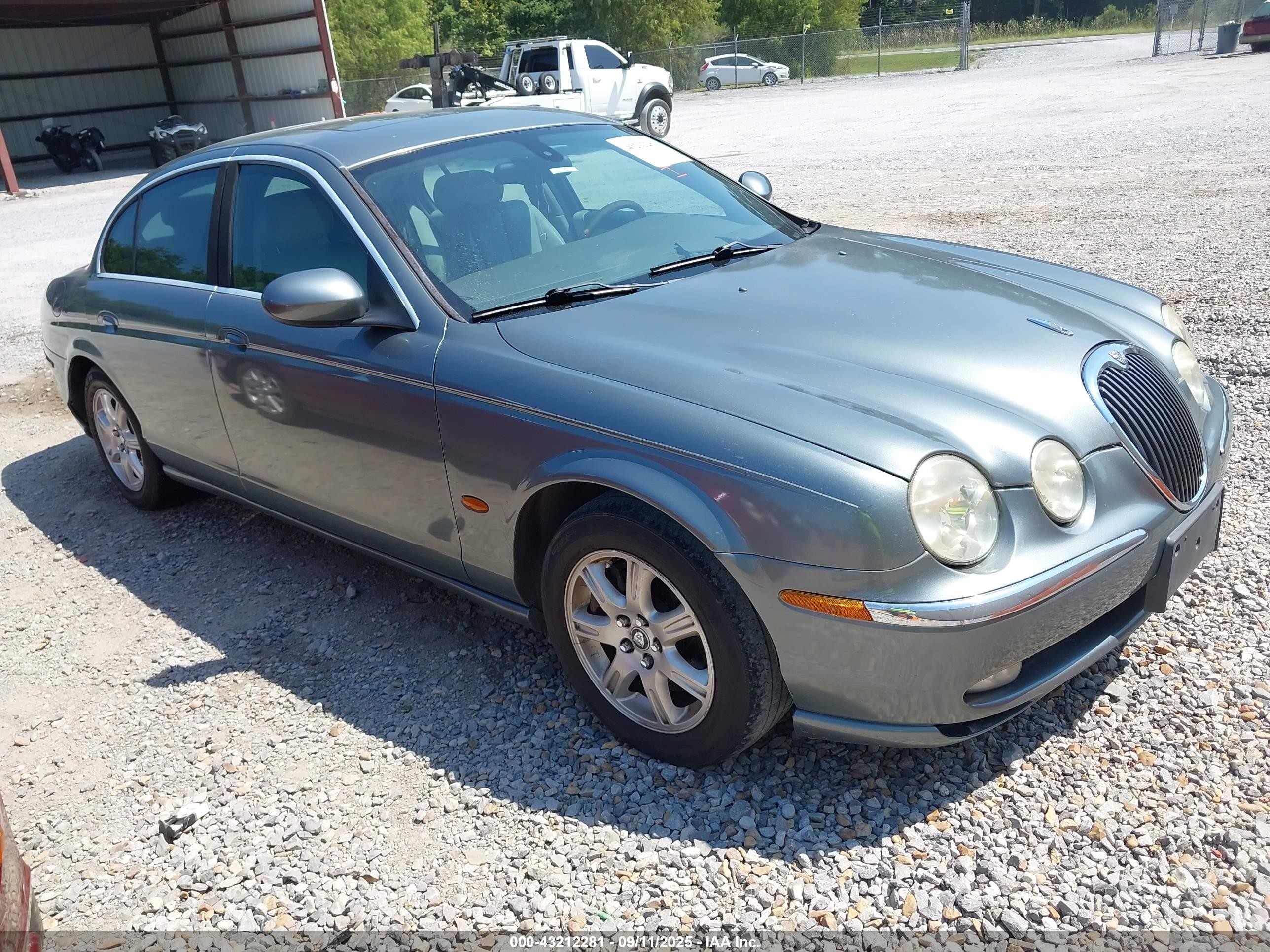 SAJEA01T93FM79940