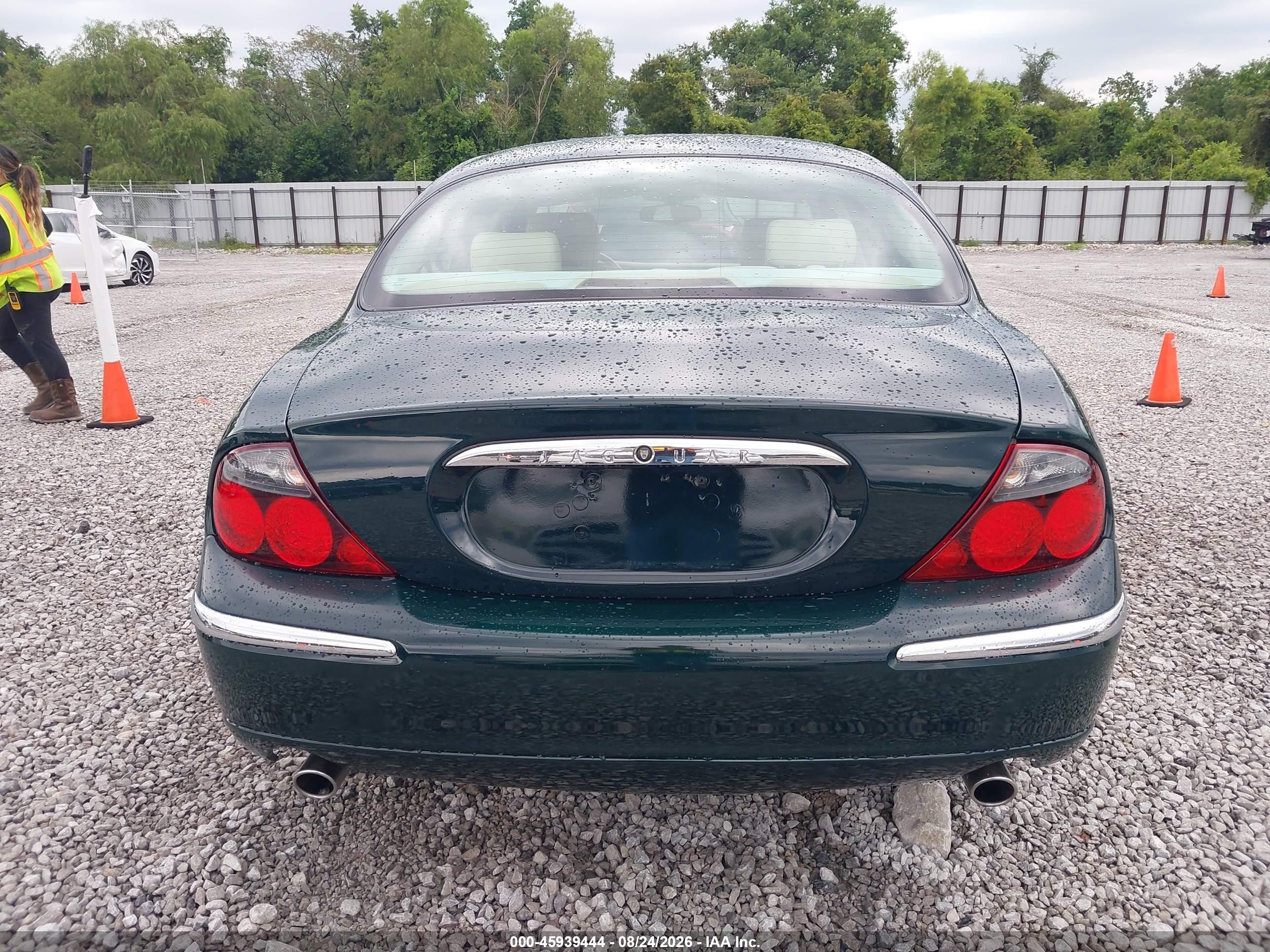 2003 Jaguar S-type   Green vin: SAJEA01T93FM84930