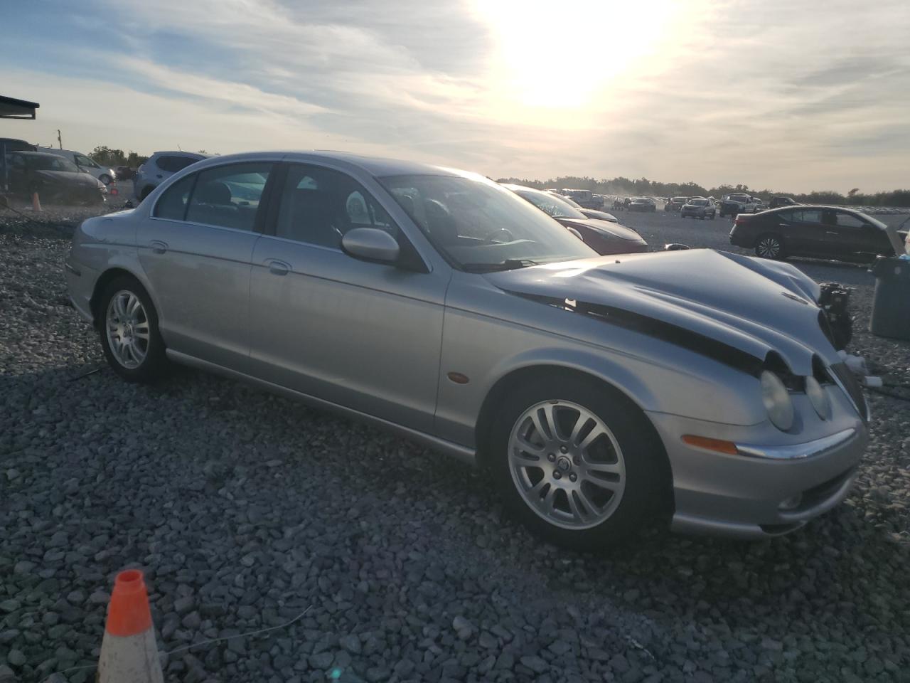 2003 Jaguar S-type Silver vin: SAJEA01U93HM88313