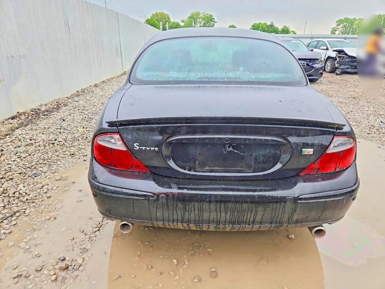 2003 Jaguar S-type R Black vin: SAJEA03V031M53447