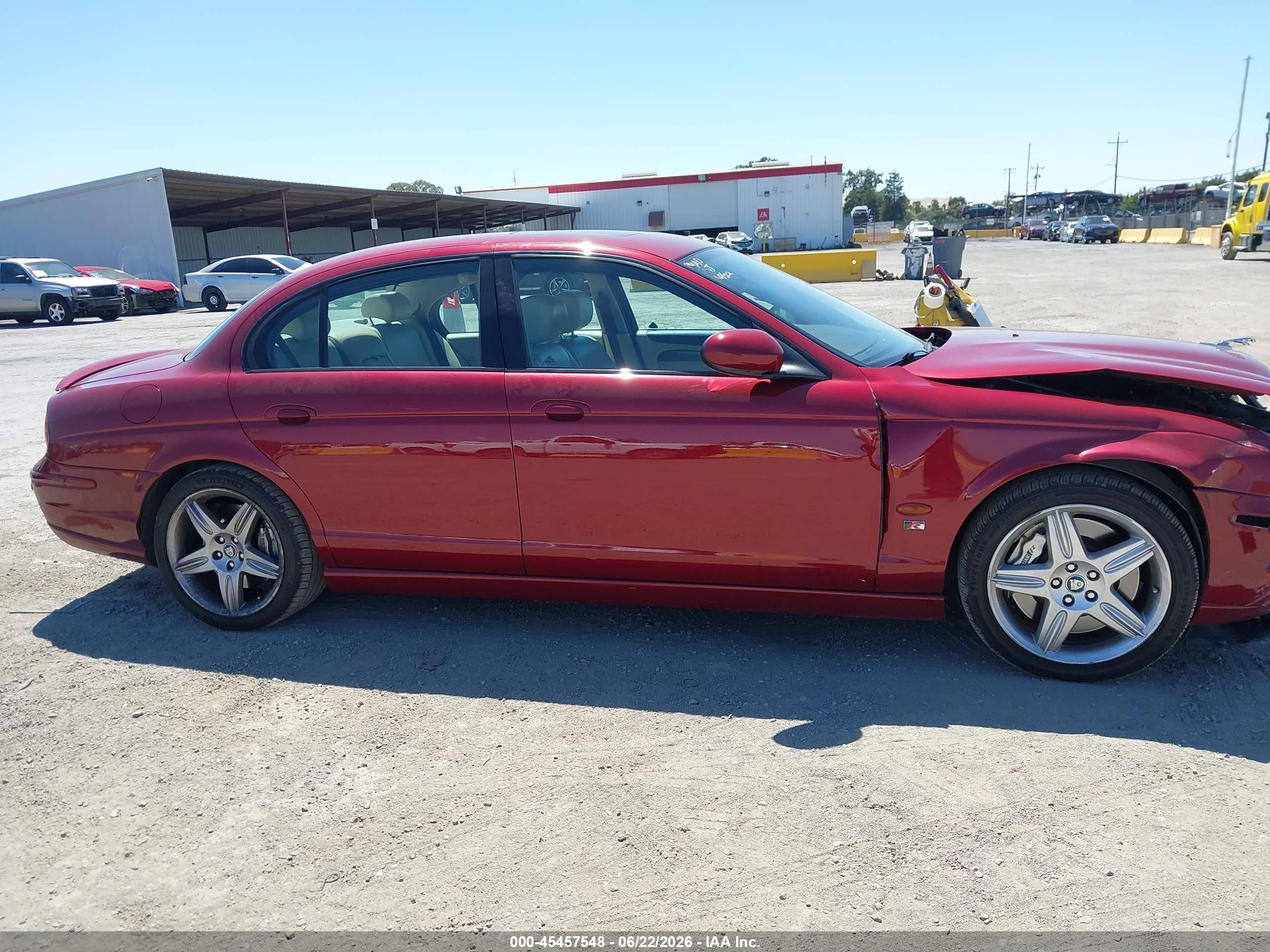 2003 Jaguar S-type 4.2l V8 R Red vin: SAJEA03V431M54133