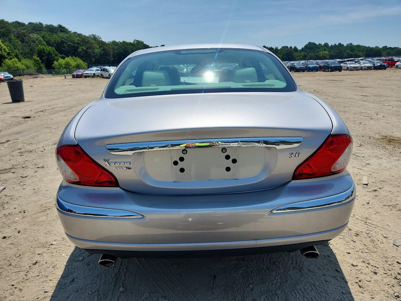 2004 Jaguar X-type 3.0 Silver vin: SAJEA51C14WD68526