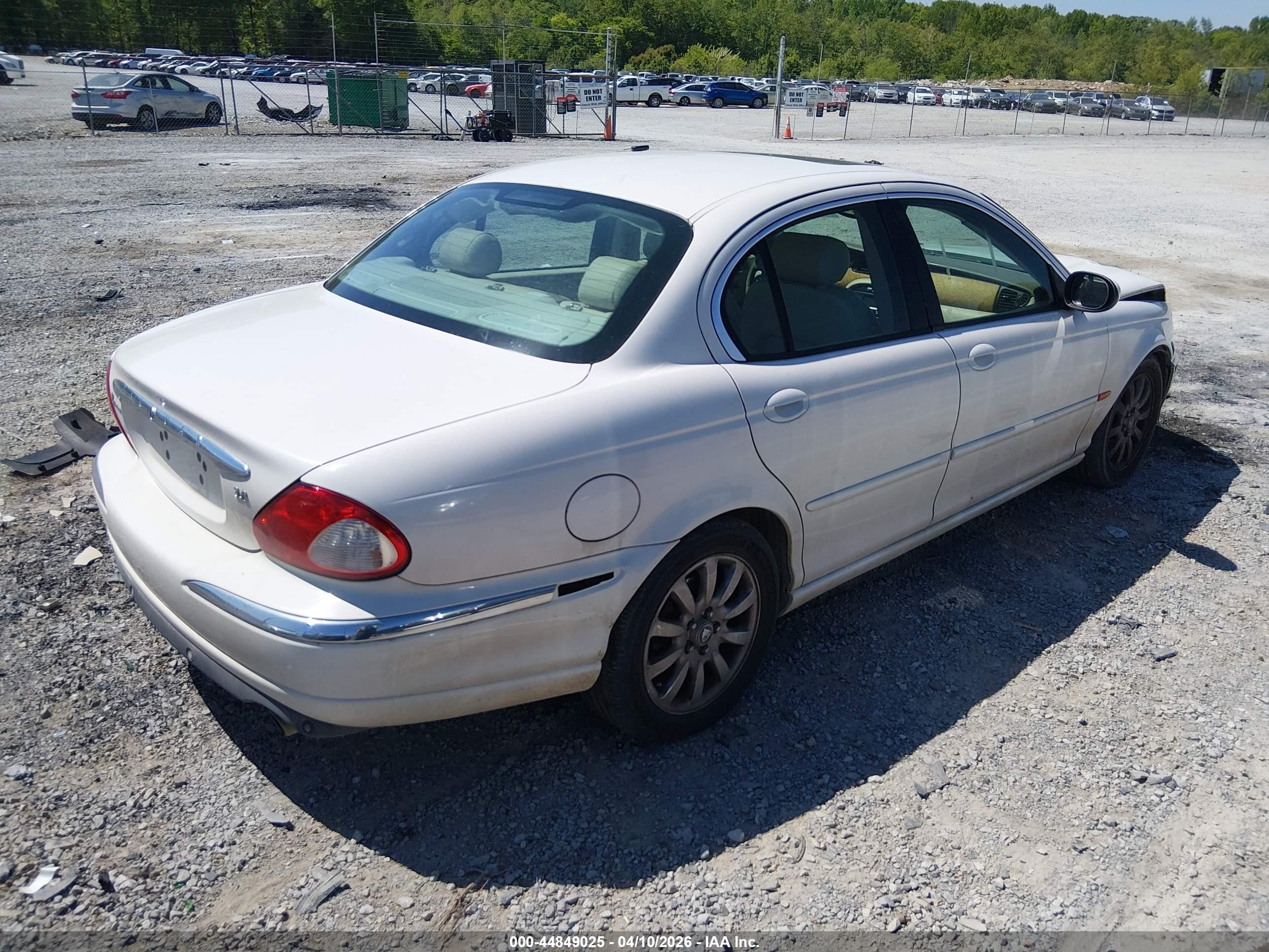 2002 Jaguar X-type 3.0l White vin: SAJEA51C32WC30838