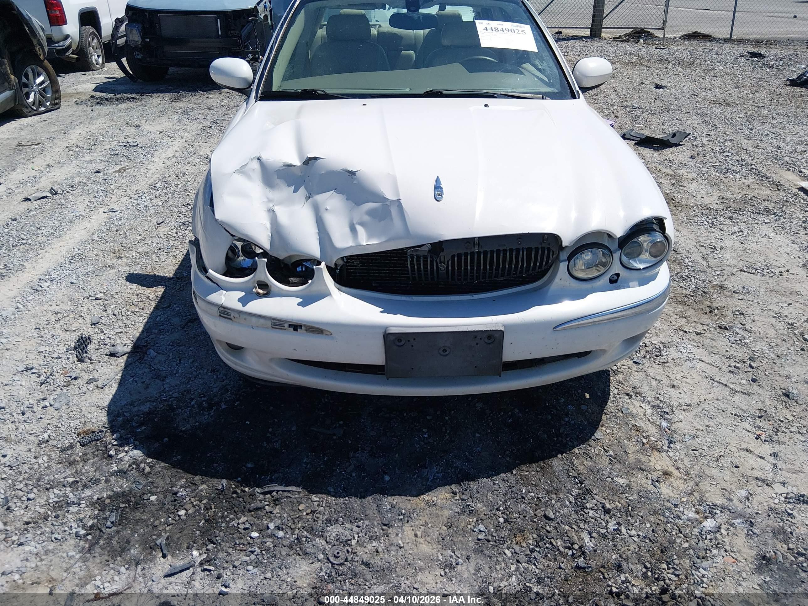 2002 Jaguar X-type 3.0l White vin: SAJEA51C32WC30838