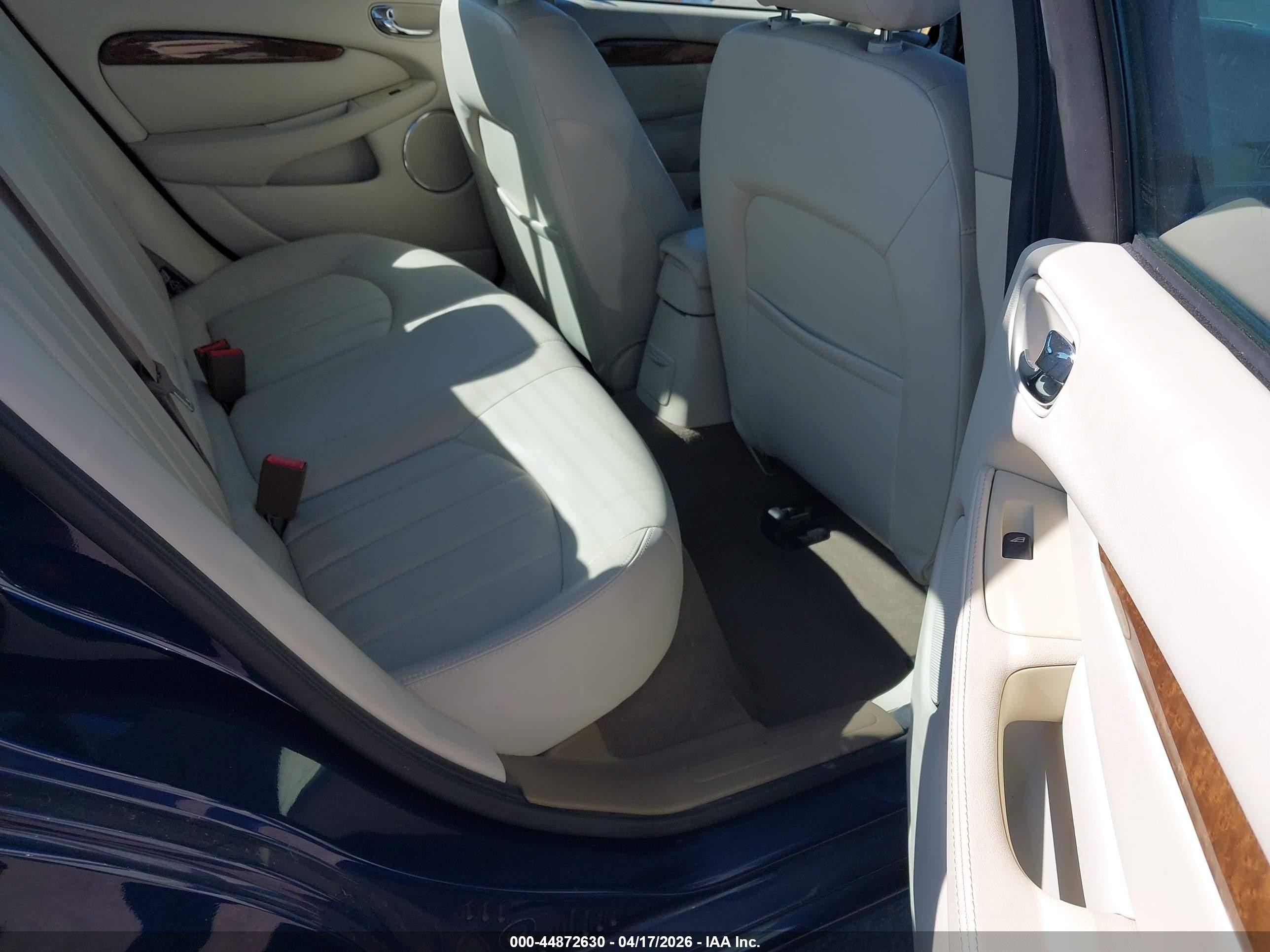 2002 Jaguar X-type 3.0l Blue vin: SAJEA51C52WC32400