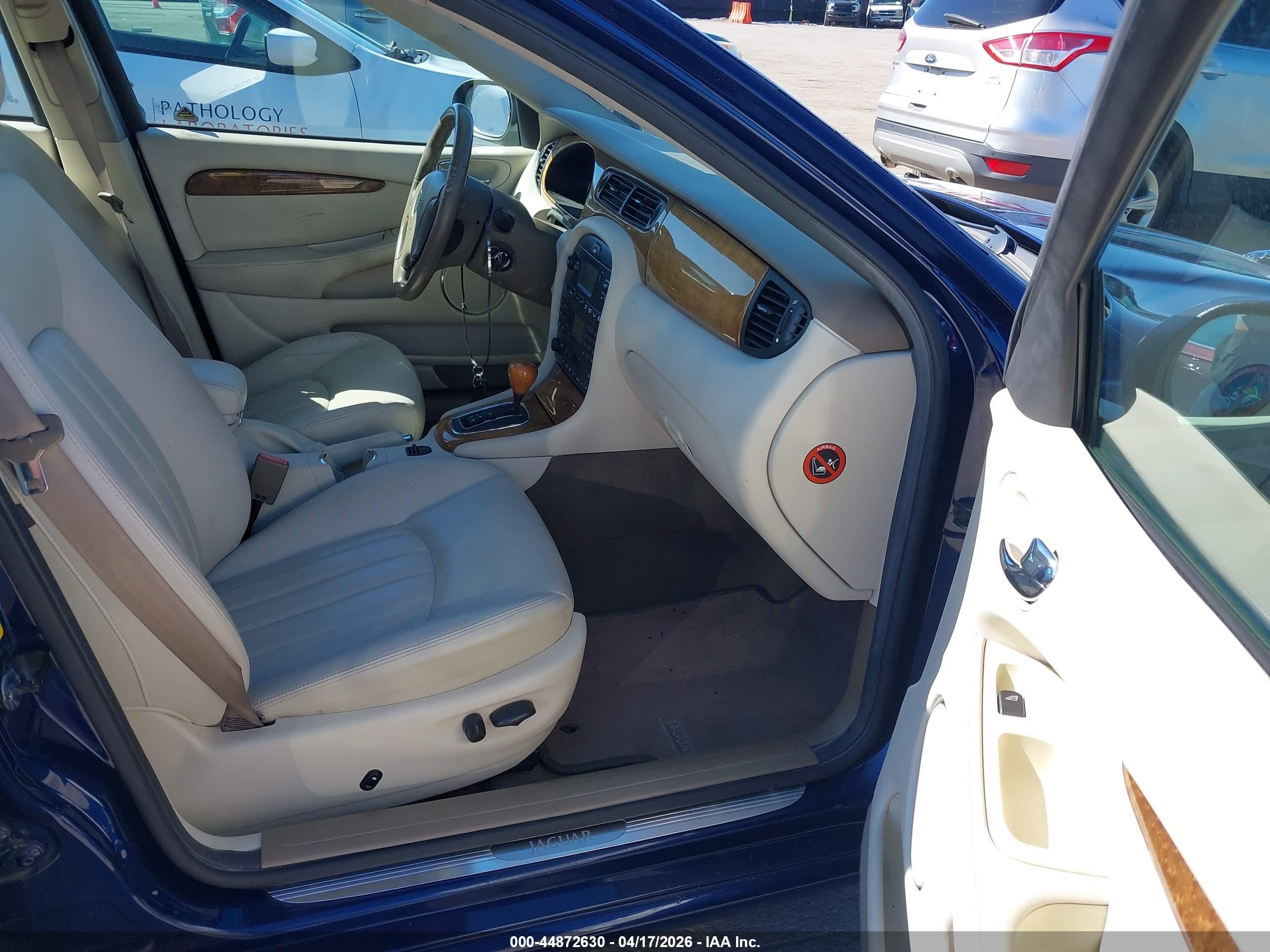 2002 Jaguar X-type 3.0l Blue vin: SAJEA51C52WC32400