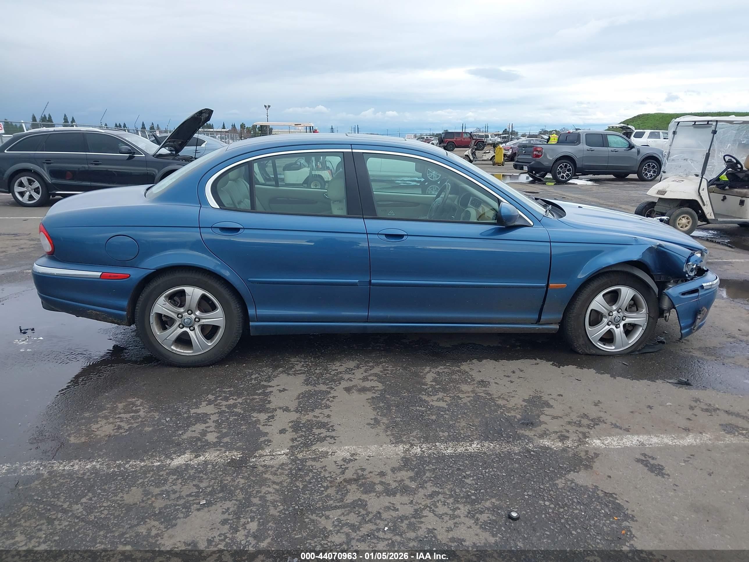 2002 Jaguar X-type 3.0l Blue vin: SAJEA51C72WC46671