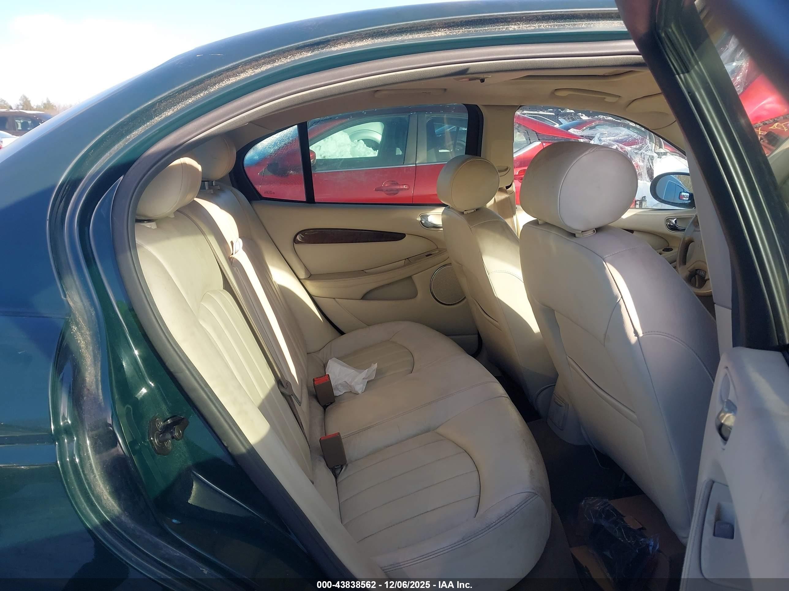2002 Jaguar X-type 3.0l Green vin: SAJEA51C82WC06714