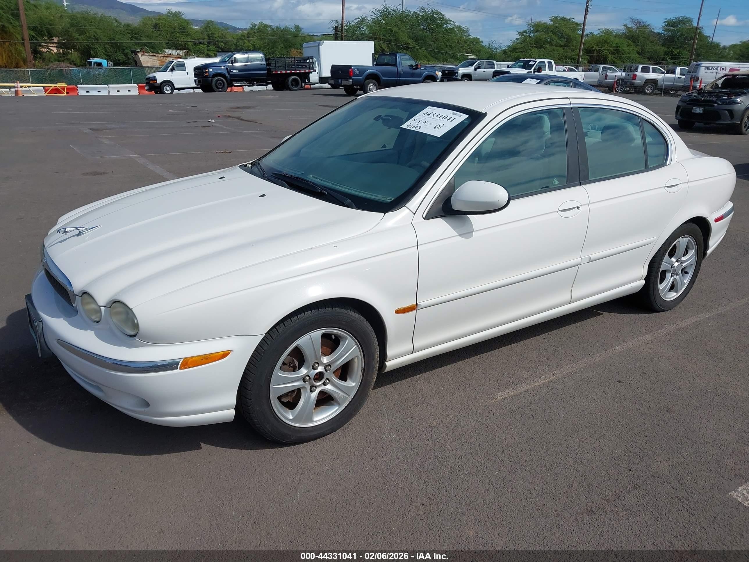 2002 Jaguar X-type 3.0l White vin: SAJEA51C92WC83110