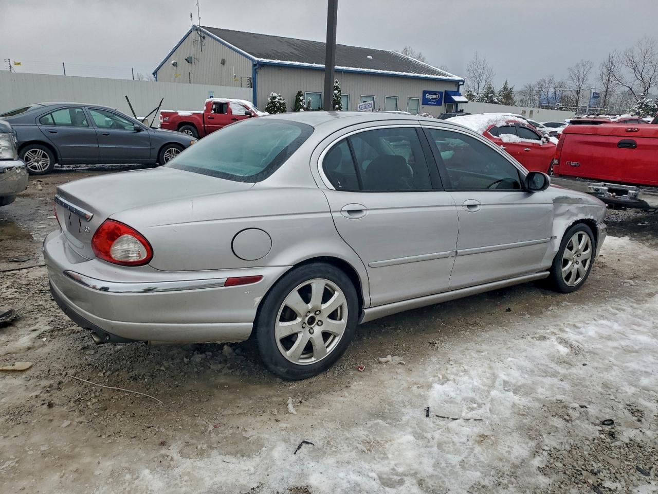 2004 Jaguar X-type 3.0 Silver vin: SAJEA51C94WD89396