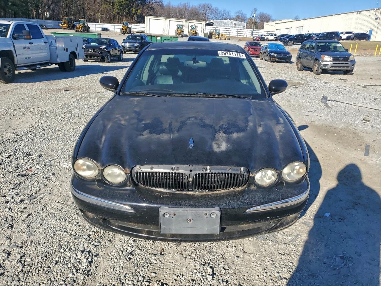 2002 Jaguar X-type 2.5 Black vin: SAJEA51D02XC46451