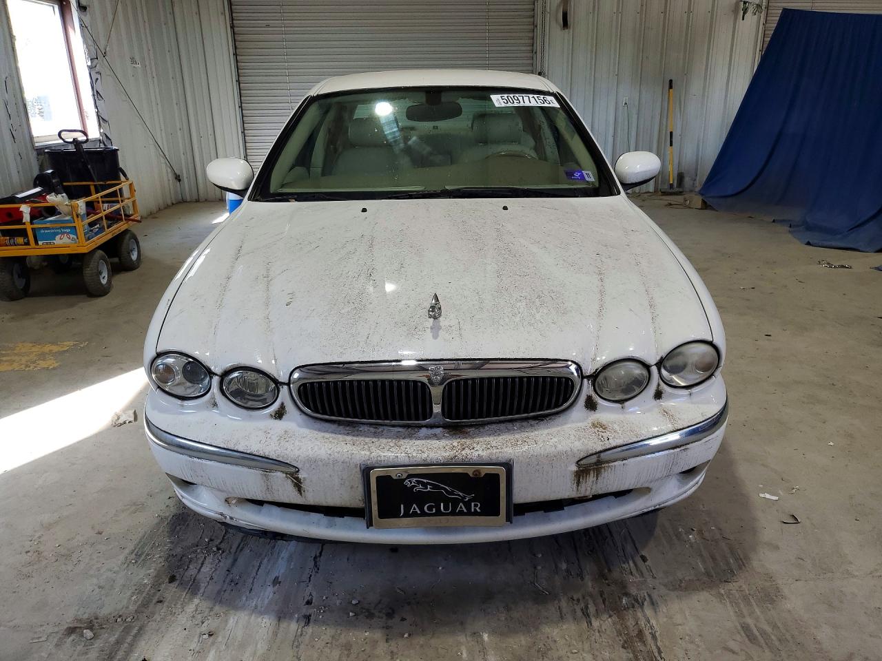 2003 Jaguar X-type White vin: SAJEA51D03XD22994