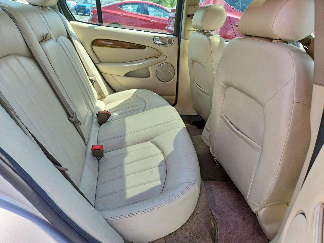 2002 Jaguar X-type 2.5 Gray vin: SAJEA51D12XC07187