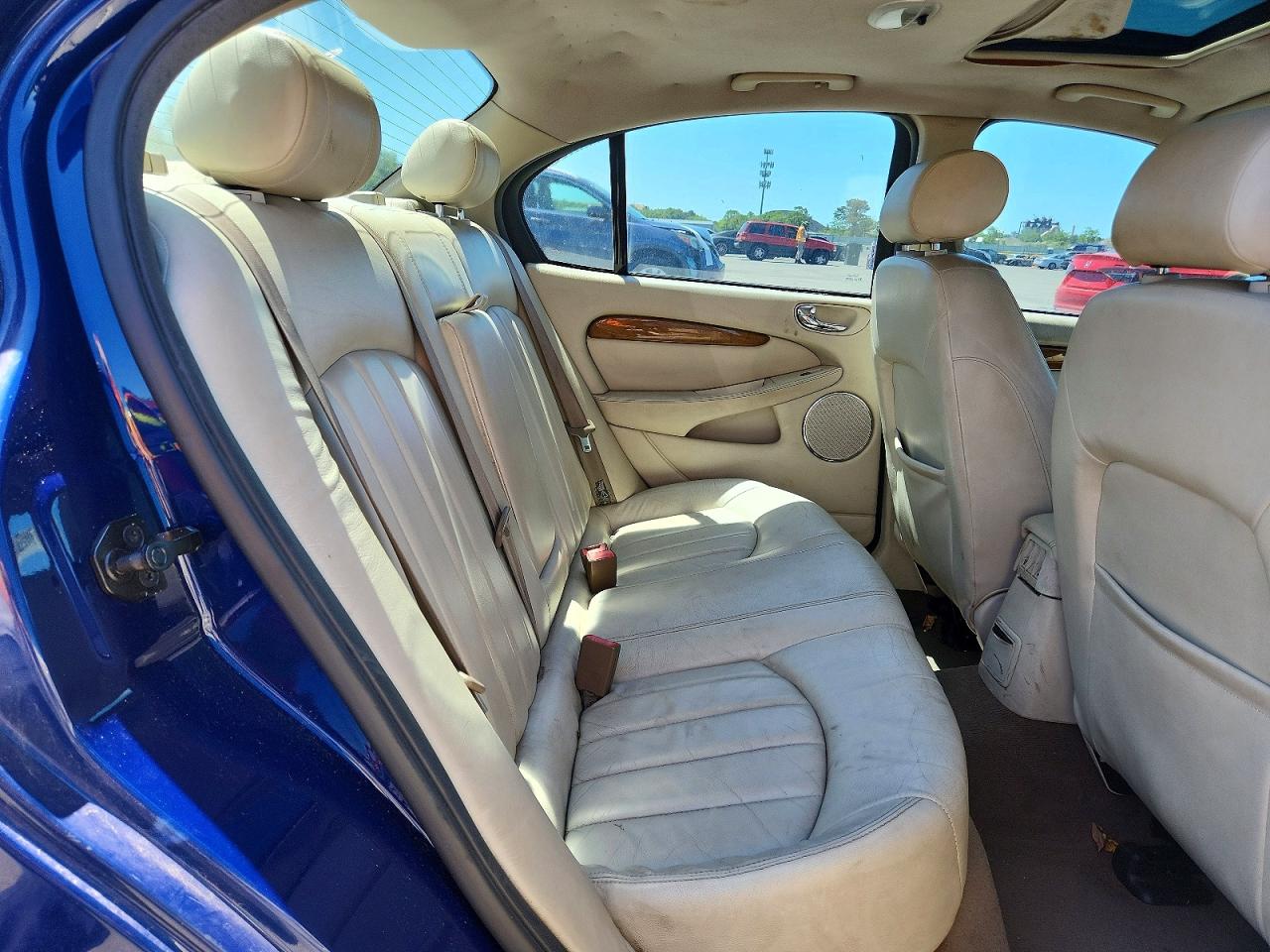 2002 Jaguar X-type 2.5 Blue vin: SAJEA51D22XC40537