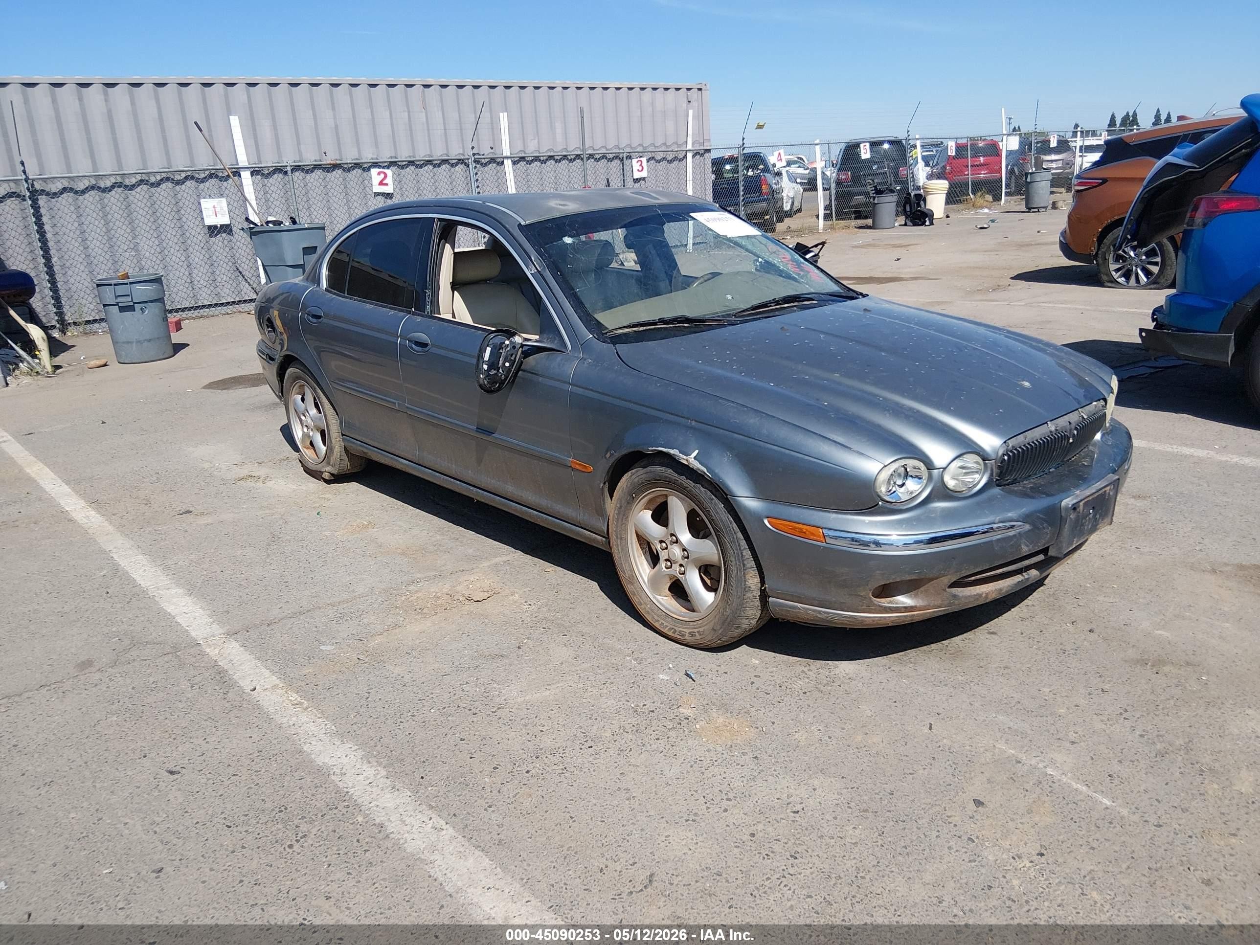 2003 Jaguar X-type 2.5 Light Blue vin: SAJEA51D33XC98349