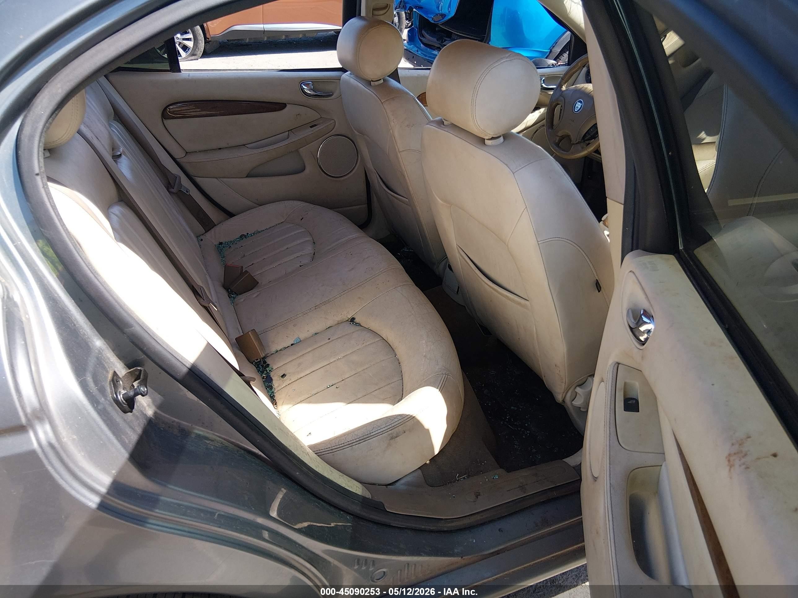 2003 Jaguar X-type 2.5 Light Blue vin: SAJEA51D33XC98349