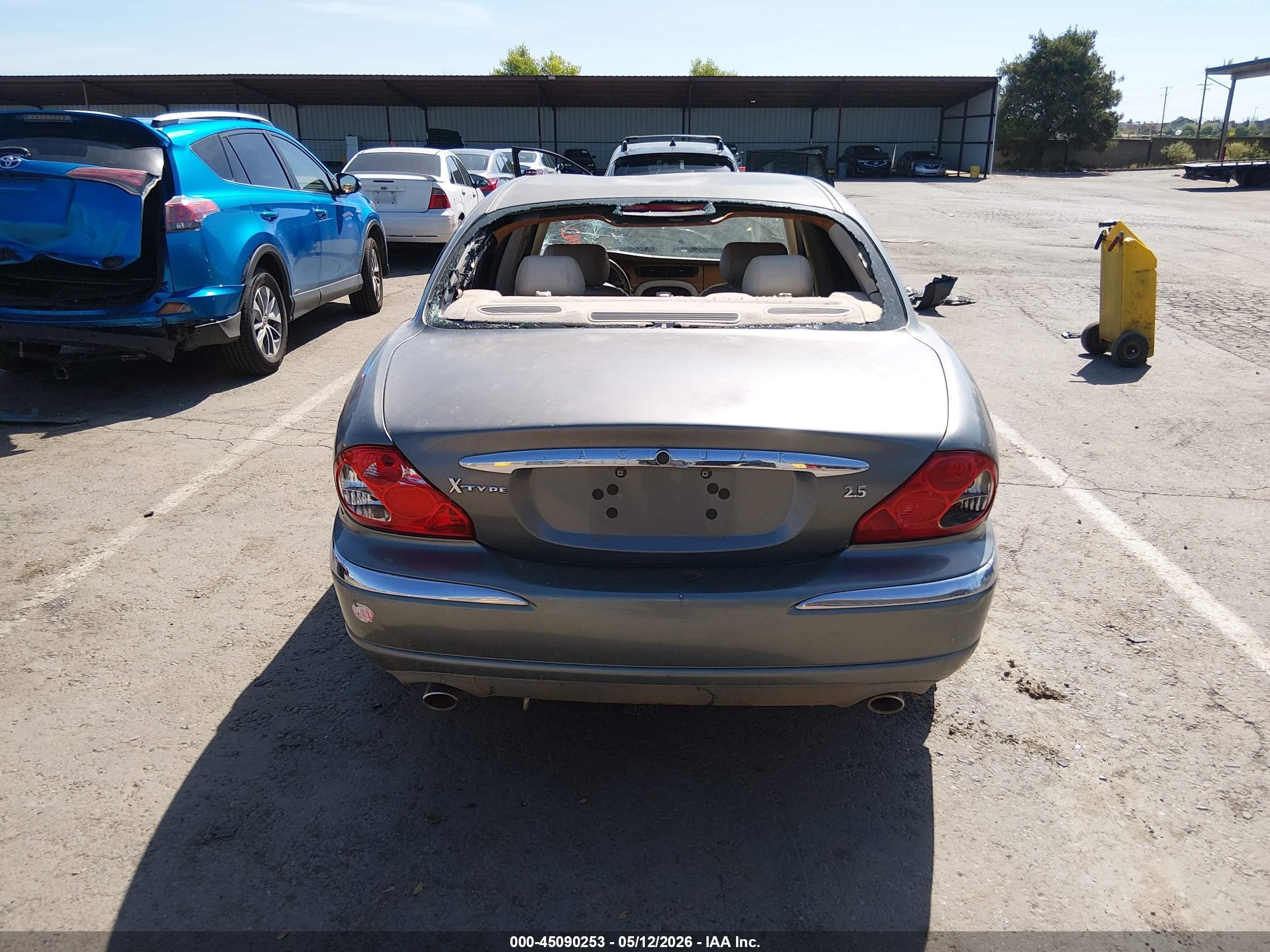 2003 Jaguar X-type 2.5 Light Blue vin: SAJEA51D33XC98349