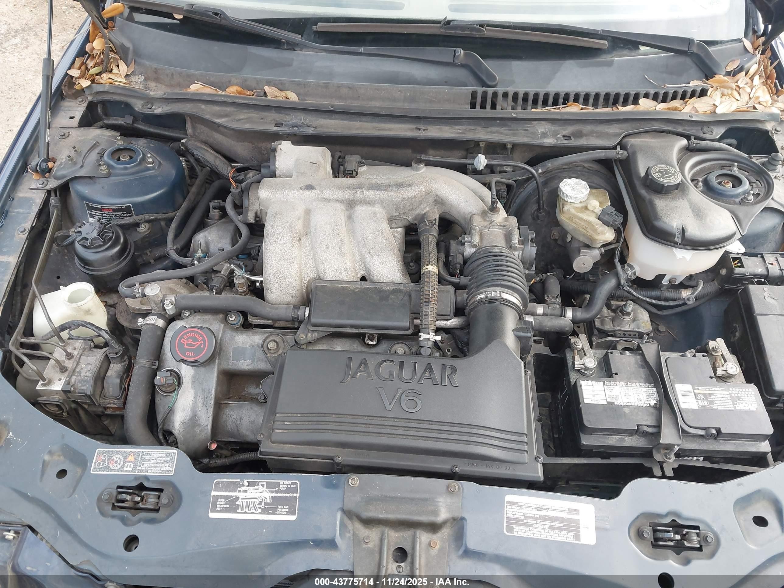 2002 Jaguar X-type 2.5l Dark Blue vin: SAJEA51D42XC60787
