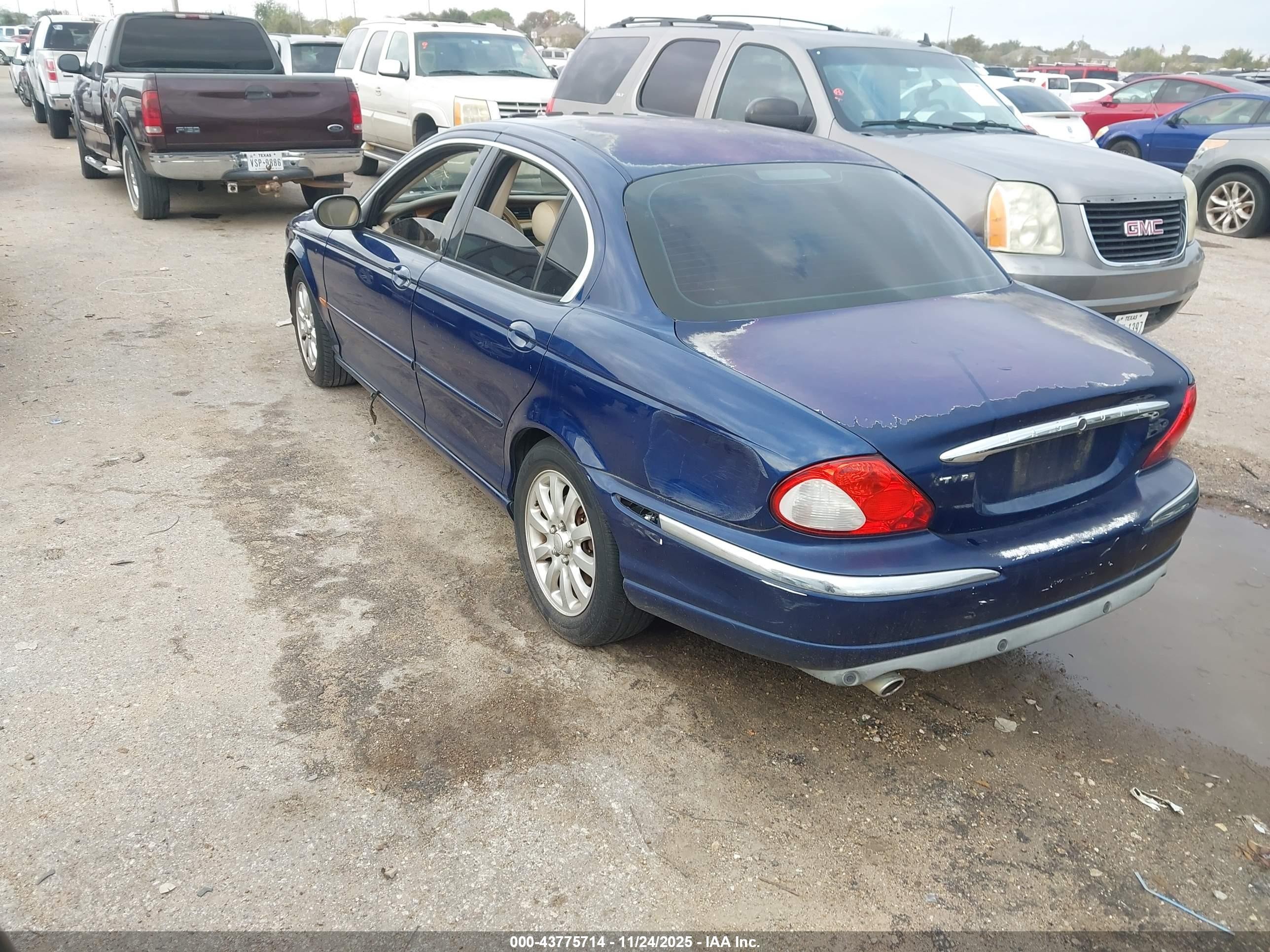 2002 Jaguar X-type 2.5l Dark Blue vin: SAJEA51D42XC60787