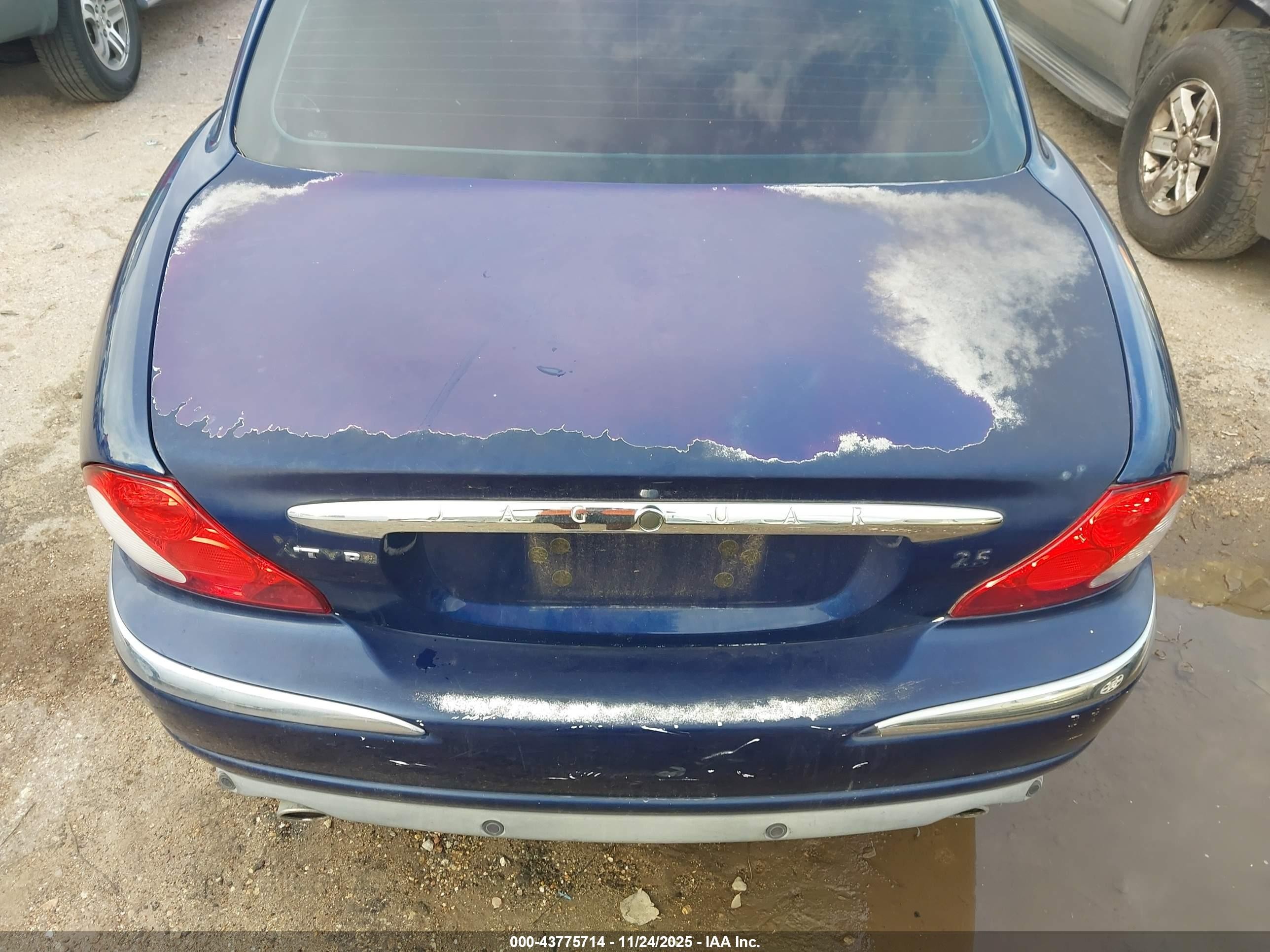 2002 Jaguar X-type 2.5l Dark Blue vin: SAJEA51D42XC60787