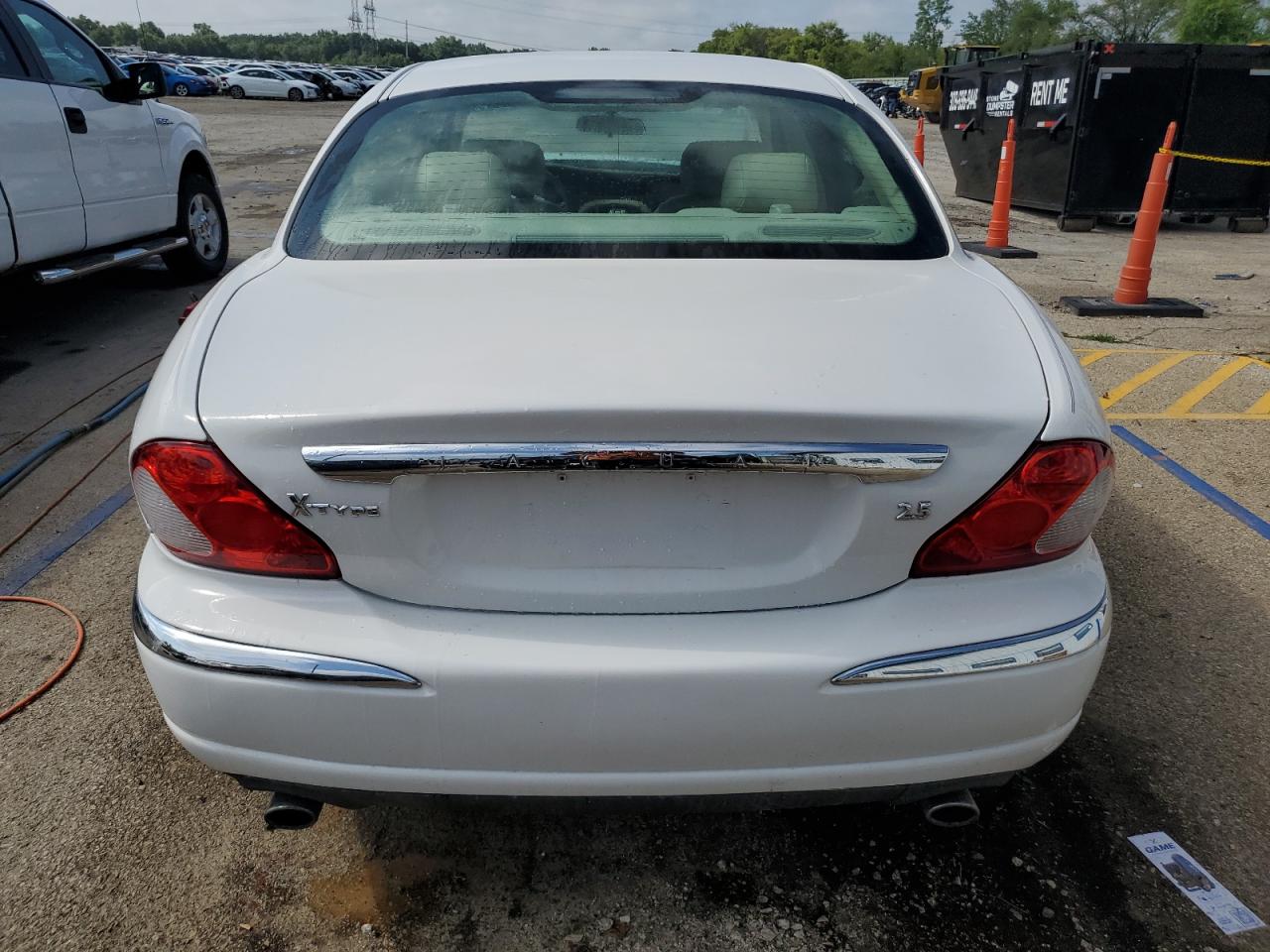 2002 Jaguar X-type 2.5 White vin: SAJEA51D52XC65366