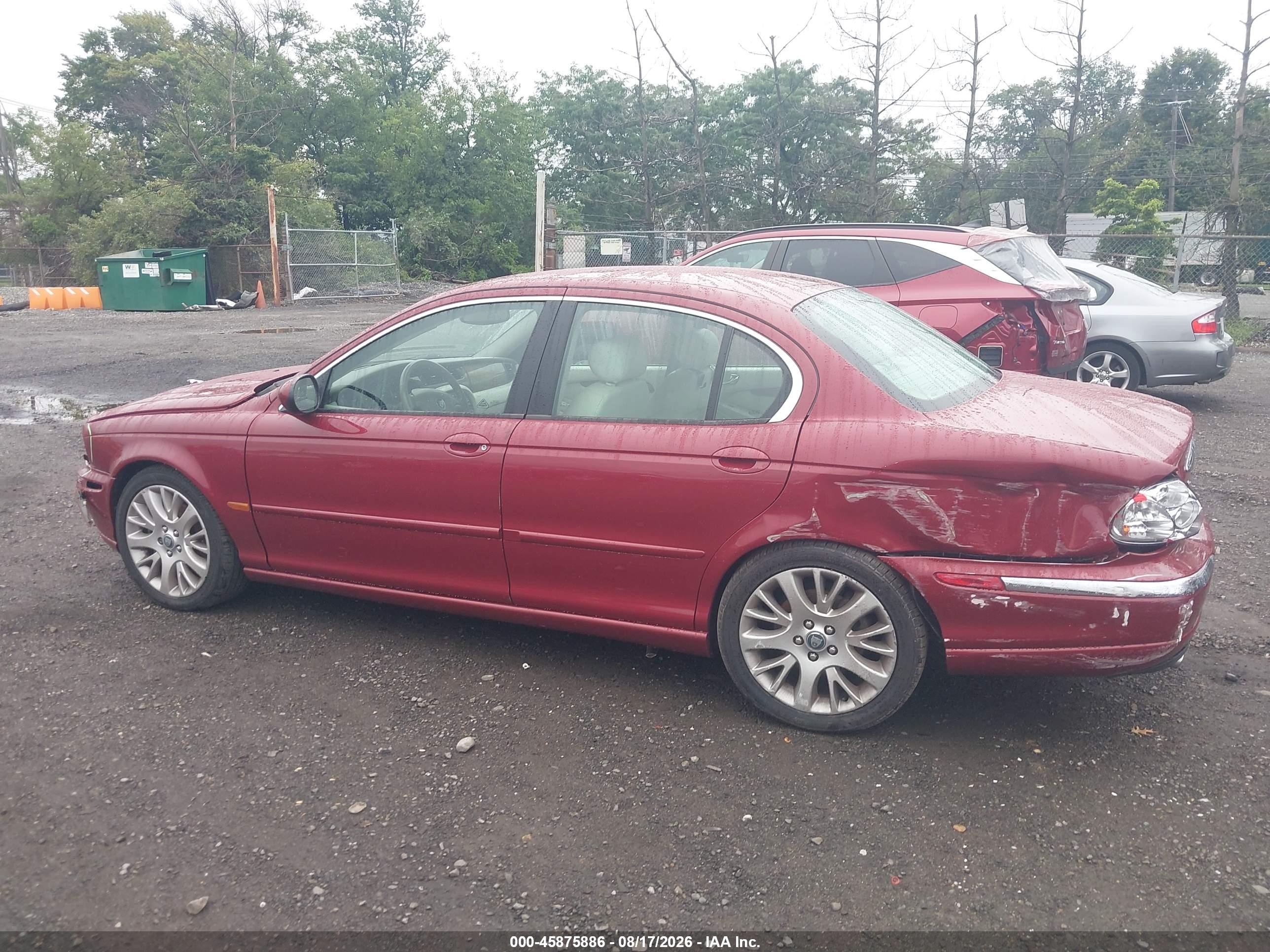 2003 Jaguar X-type 2.5 Red vin: SAJEA51D53XD10694