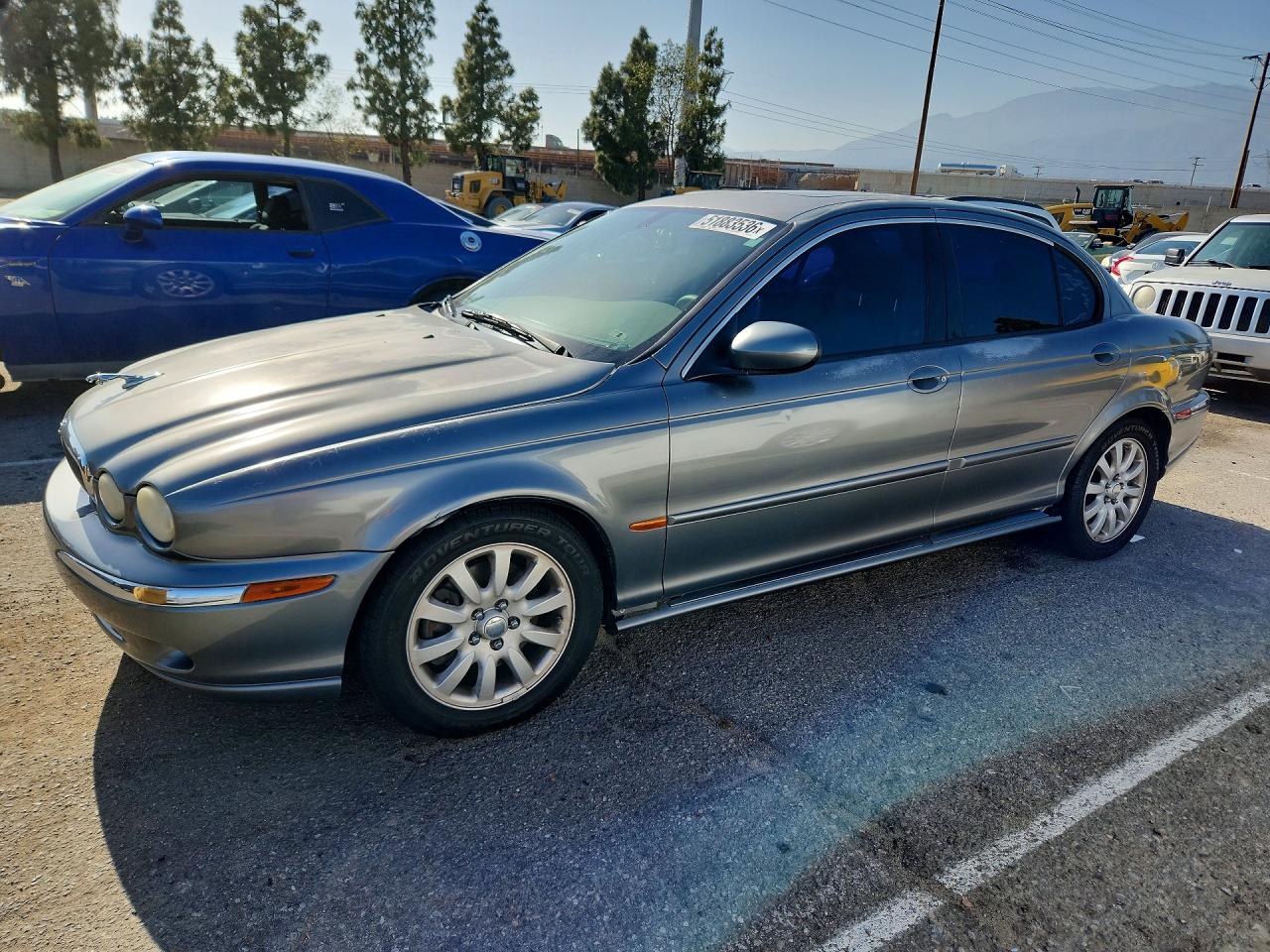 2002 Jaguar X-type 2.5 Gray vin: SAJEA51D62XC64372