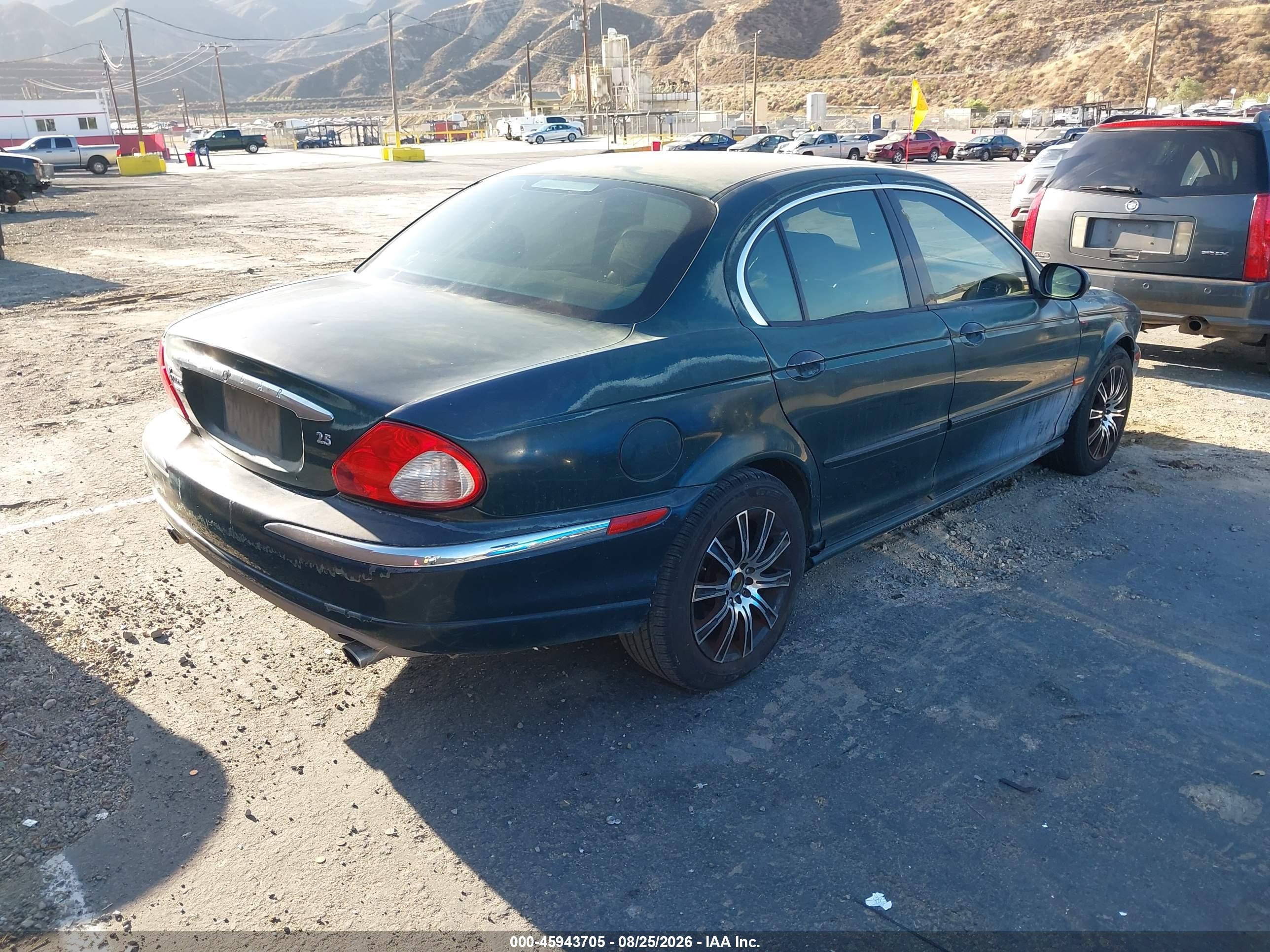 2003 Jaguar X-type 2.5 Green vin: SAJEA51D83XD49781