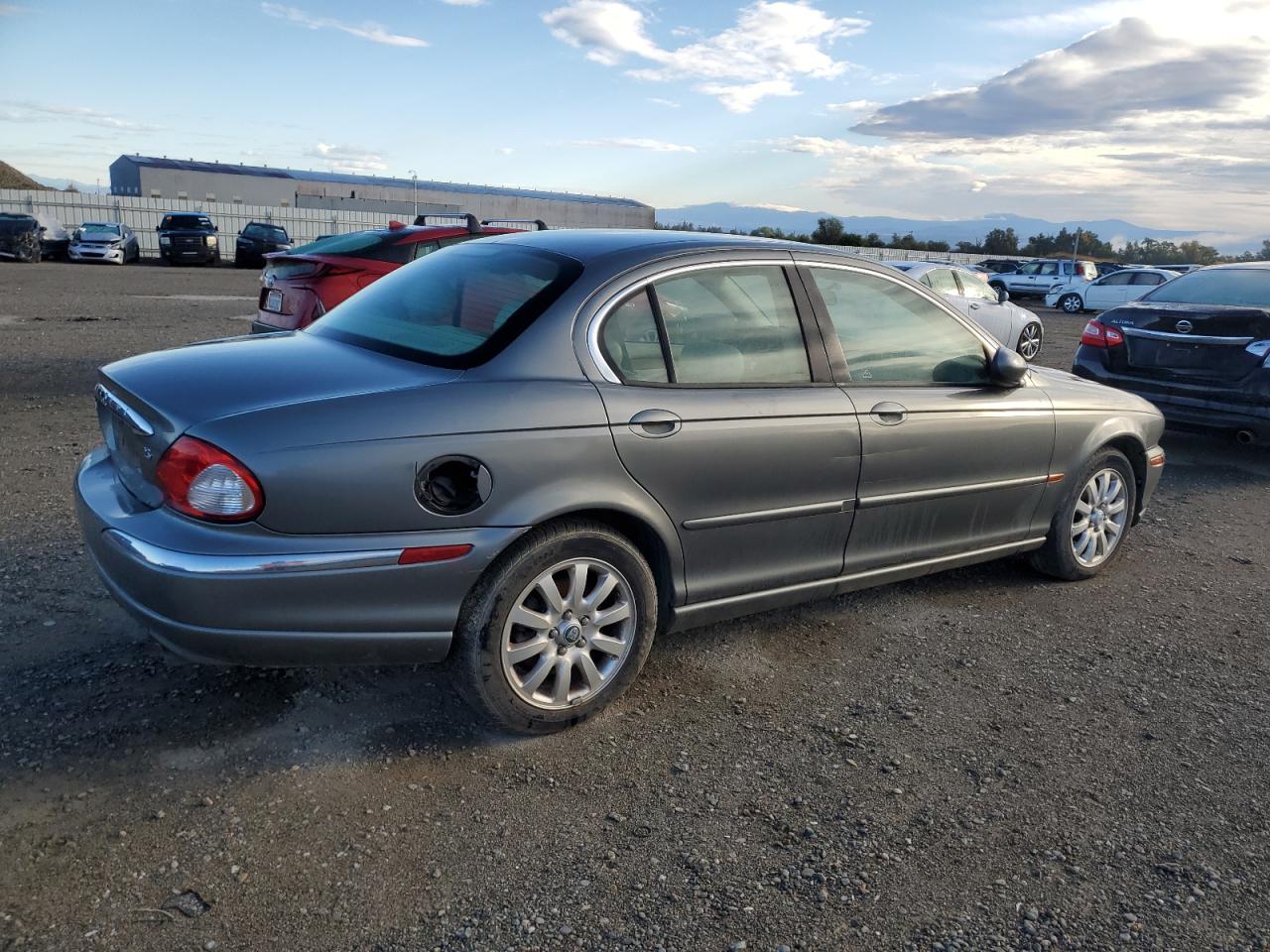 2002 Jaguar X-type 2.5 Серый vin: SAJEA51DX2XC80042