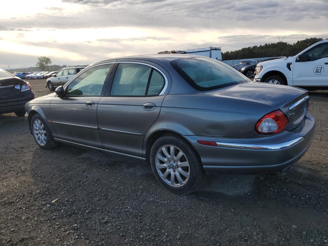 2002 Jaguar X-type 2.5 Серый vin: SAJEA51DX2XC80042