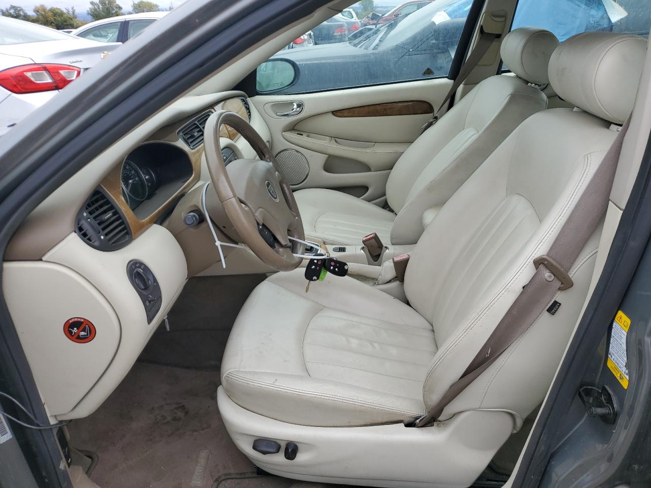 2002 Jaguar X-type 2.5 Серый vin: SAJEA51DX2XC80042
