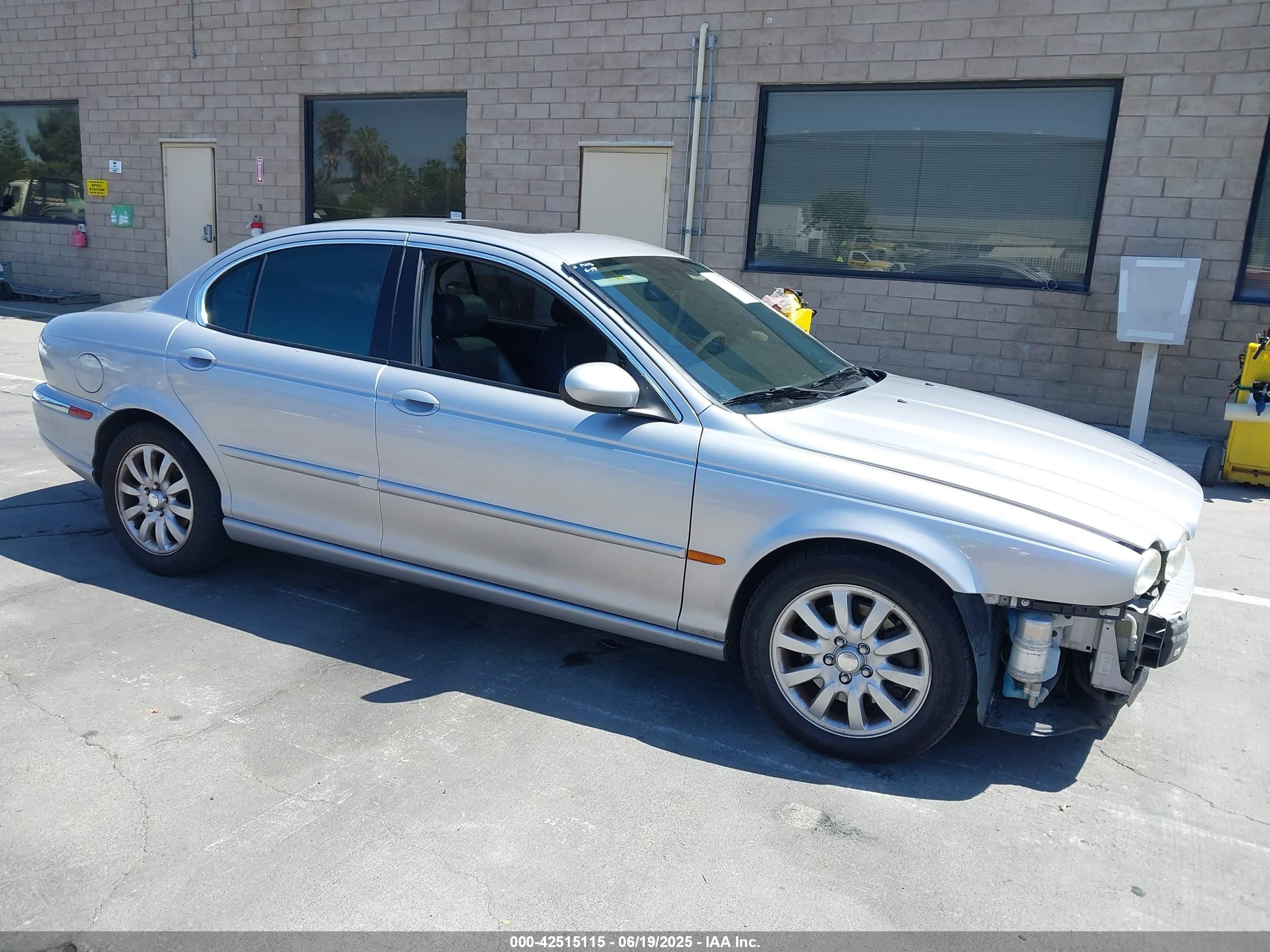 SAJEA51DX3XD32707