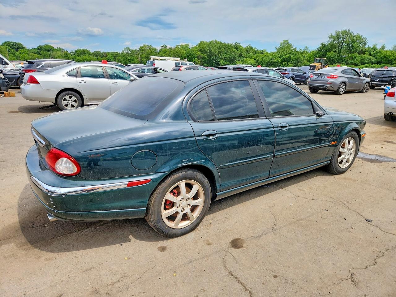 2004 Jaguar X-type Estate 2.5 Green vin: SAJEA52D74XD99510
