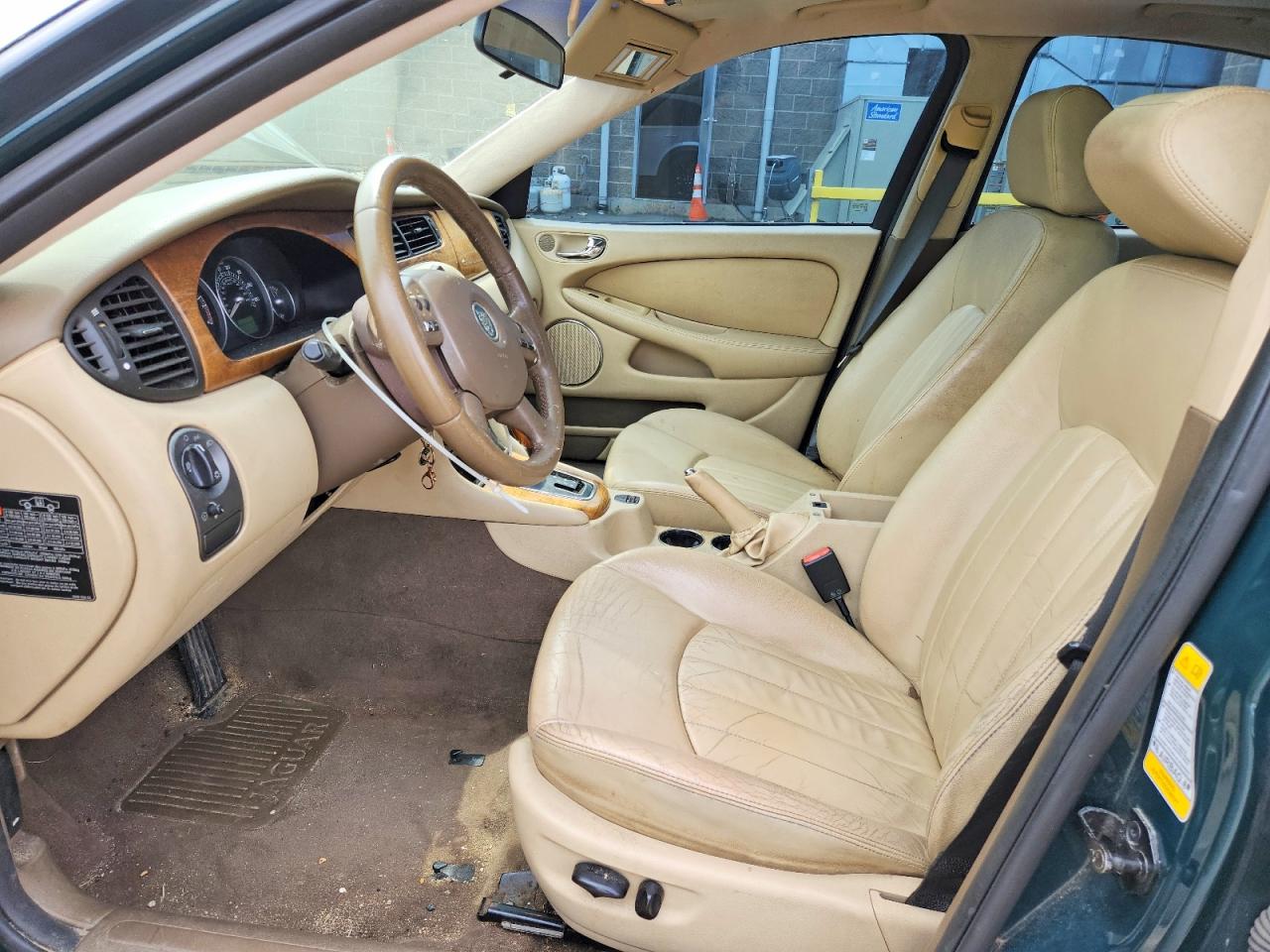 2004 Jaguar X-type Estate 2.5 Green vin: SAJEA52D74XD99510