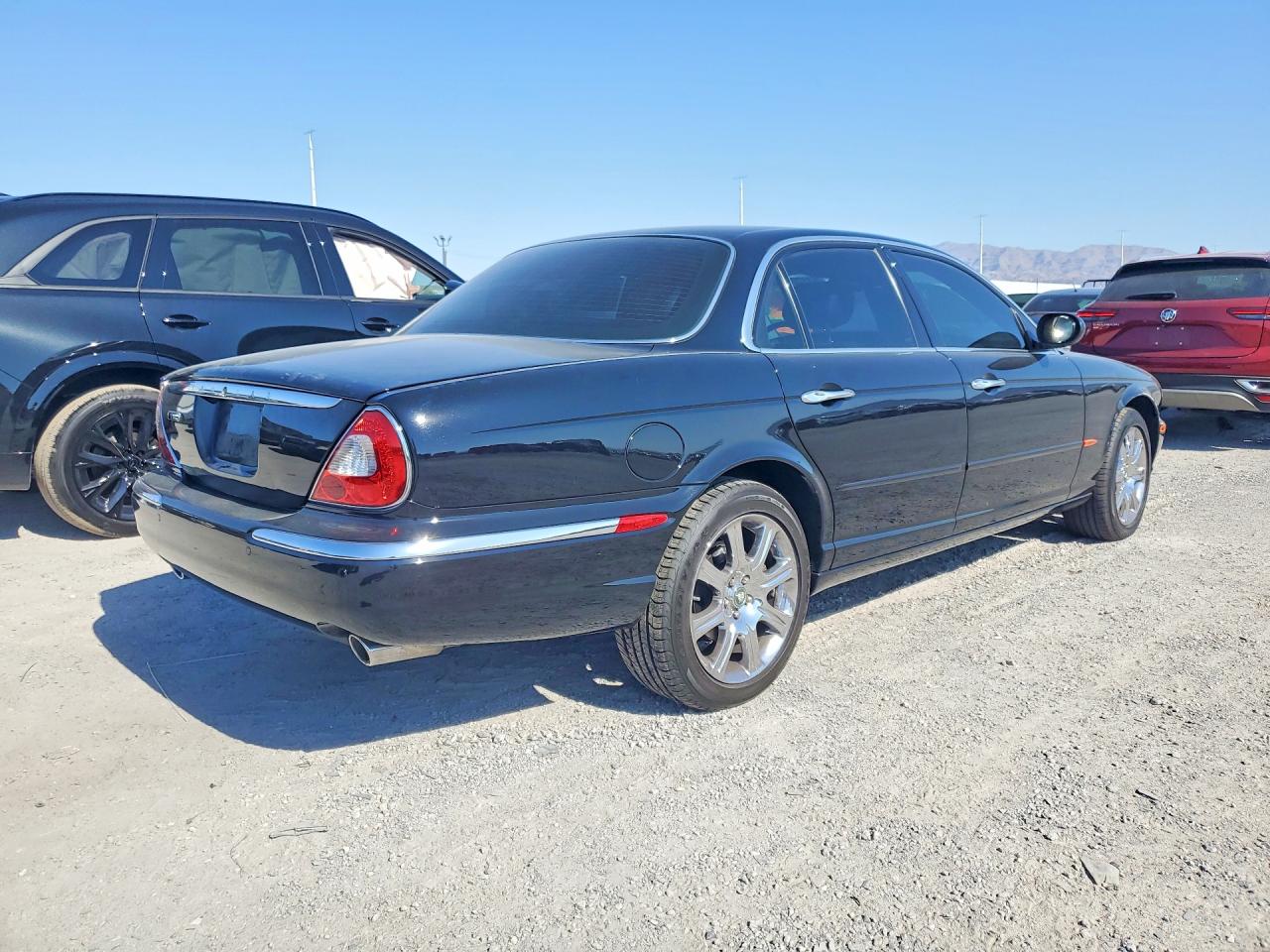 2004 Jaguar Xj8 Black vin: SAJEA71C04SG11570