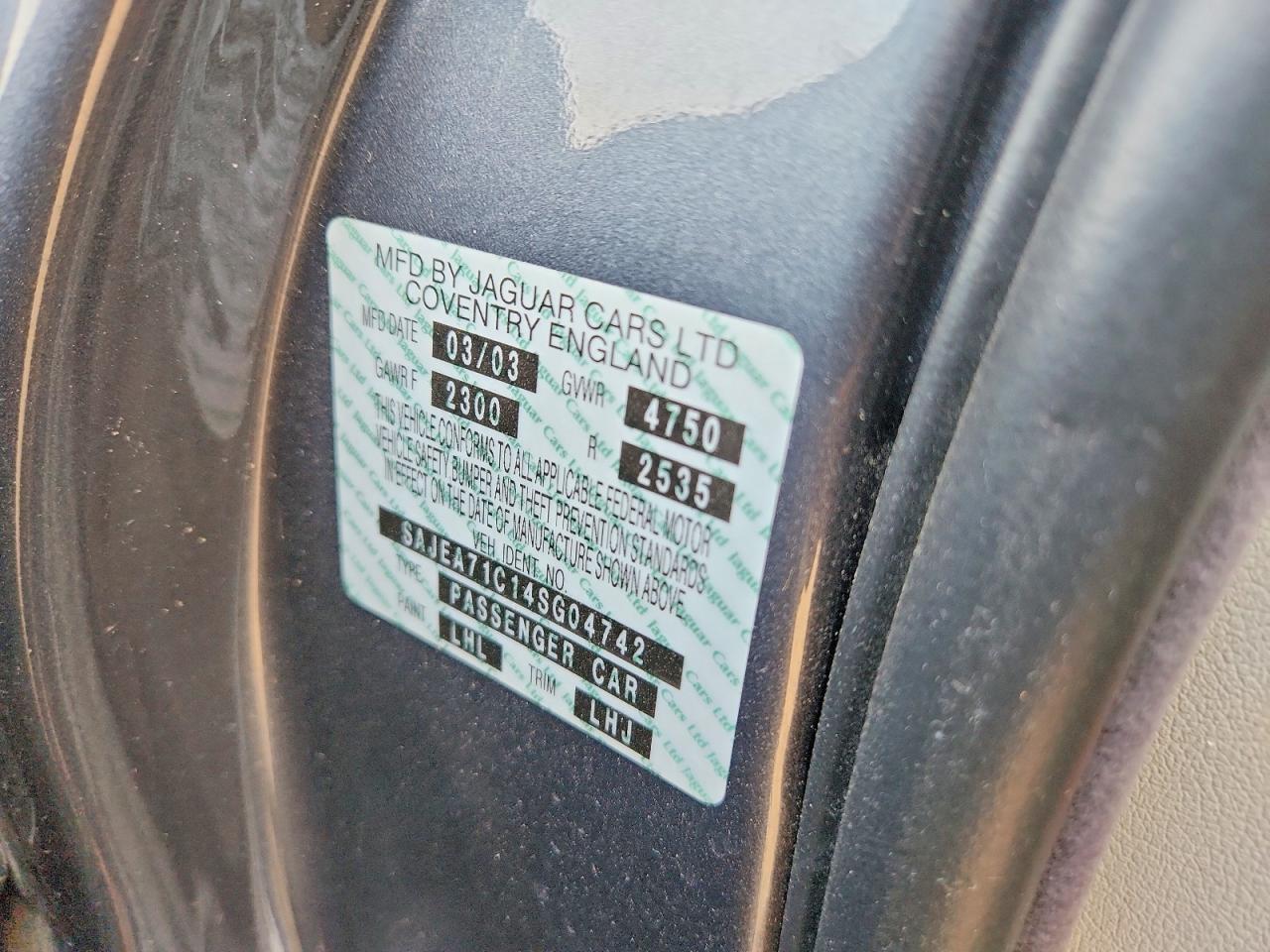 2004 Jaguar Xj8 Gray vin: SAJEA71C14SG04742