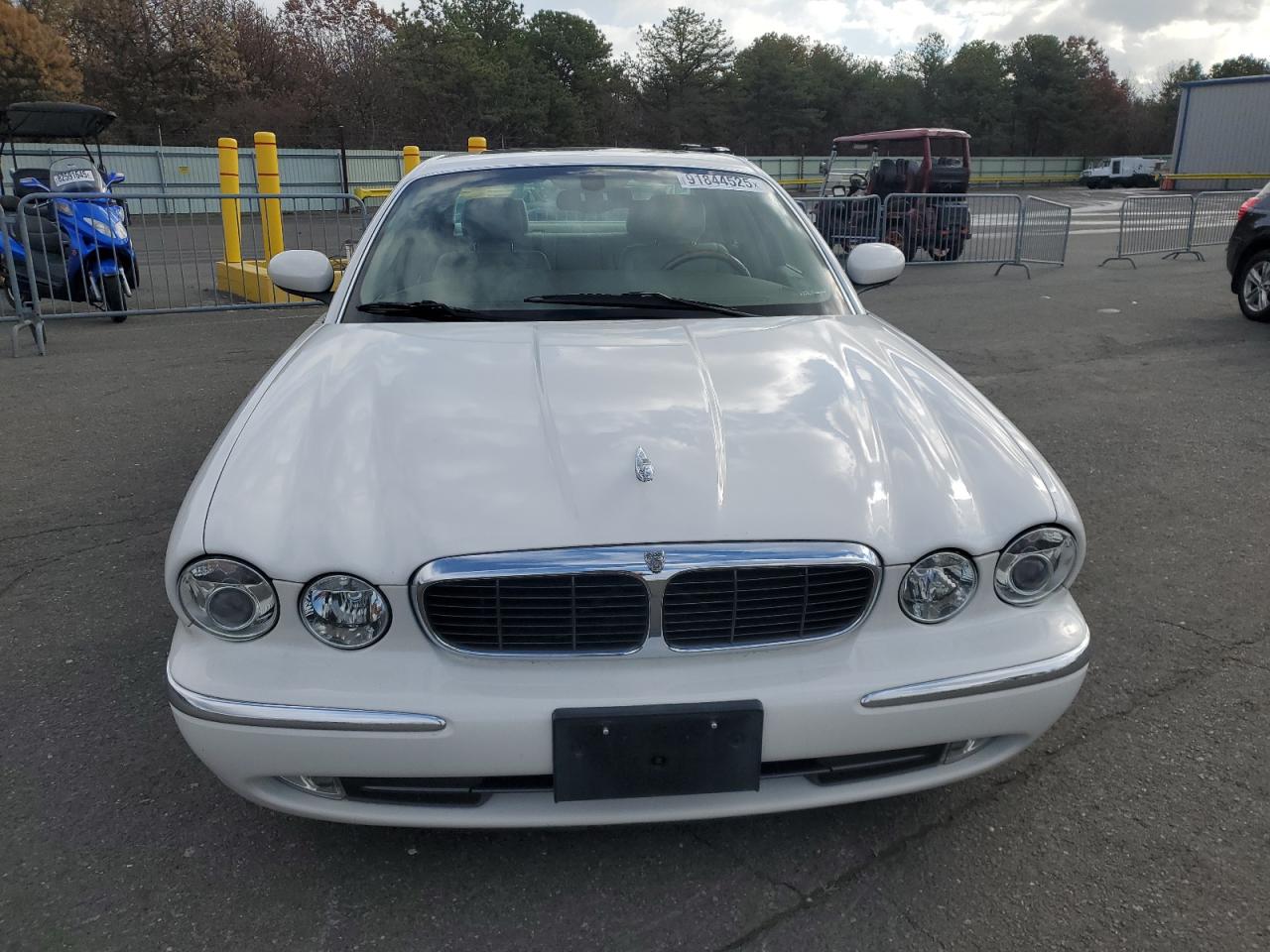 2004 Jaguar Xj8 White vin: SAJEA71C14SG11092