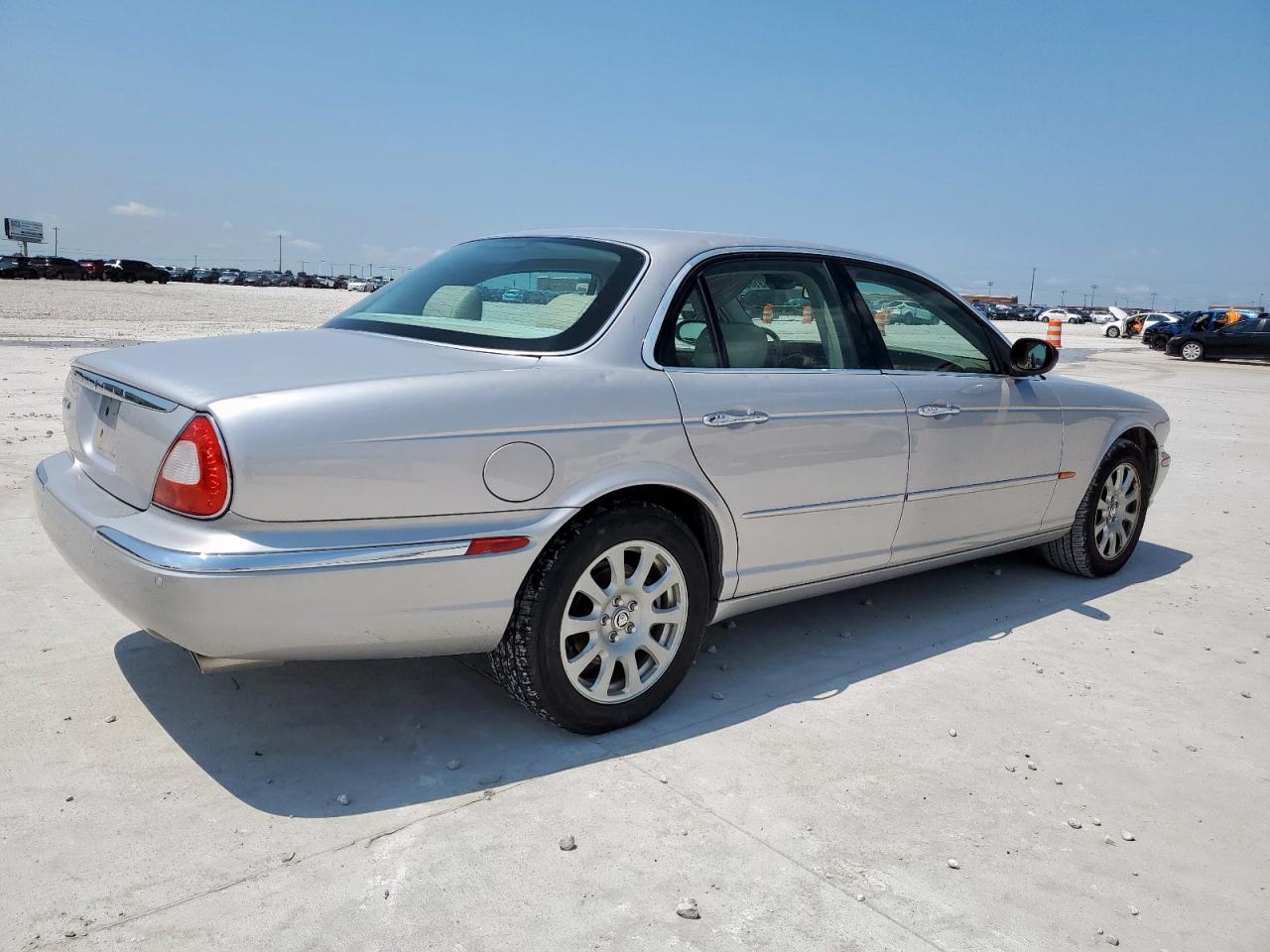 2004 Jaguar Xj8 Серебряный vin: SAJEA71C34SG03026