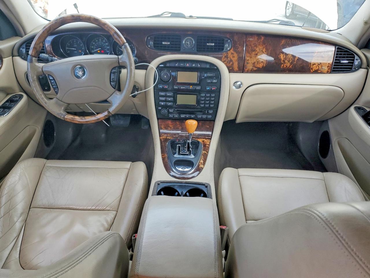 2004 Jaguar Xj8 White vin: SAJEA71C84SG12031
