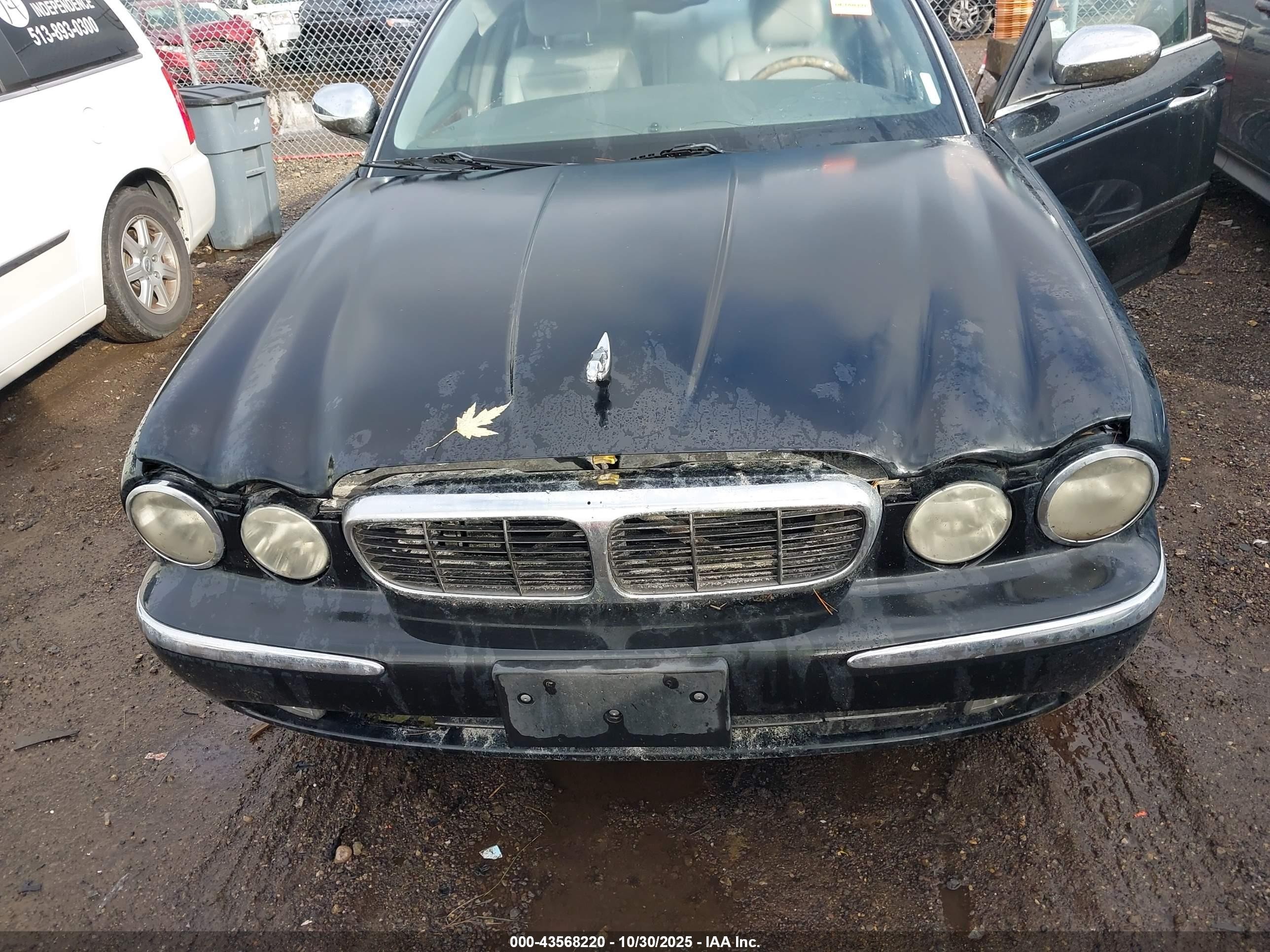 2004 Jaguar Xj Xj8 Black vin: SAJEA71C94SG05850
