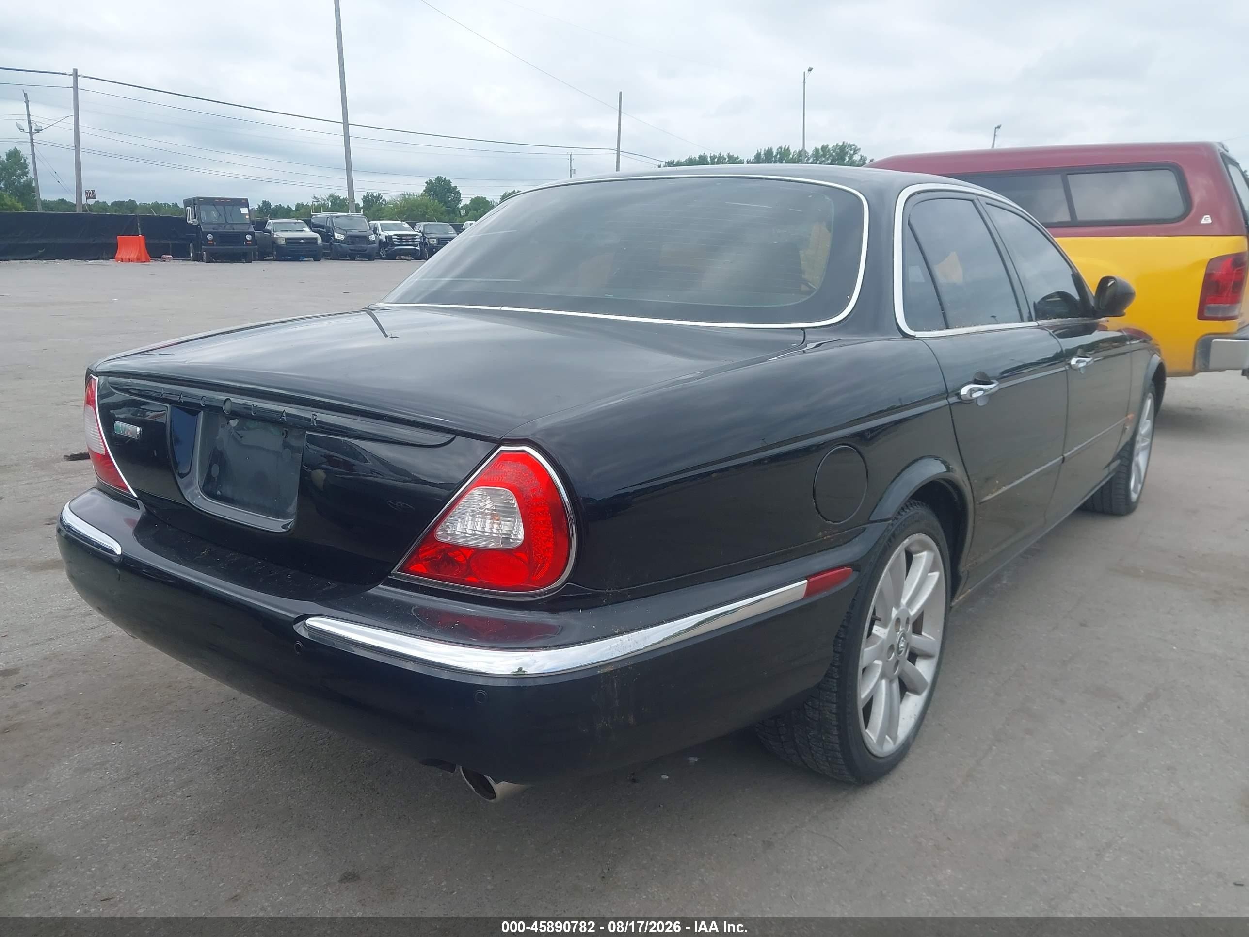 2004 Jaguar Xj Xjr Black vin: SAJEA73B34TG06880