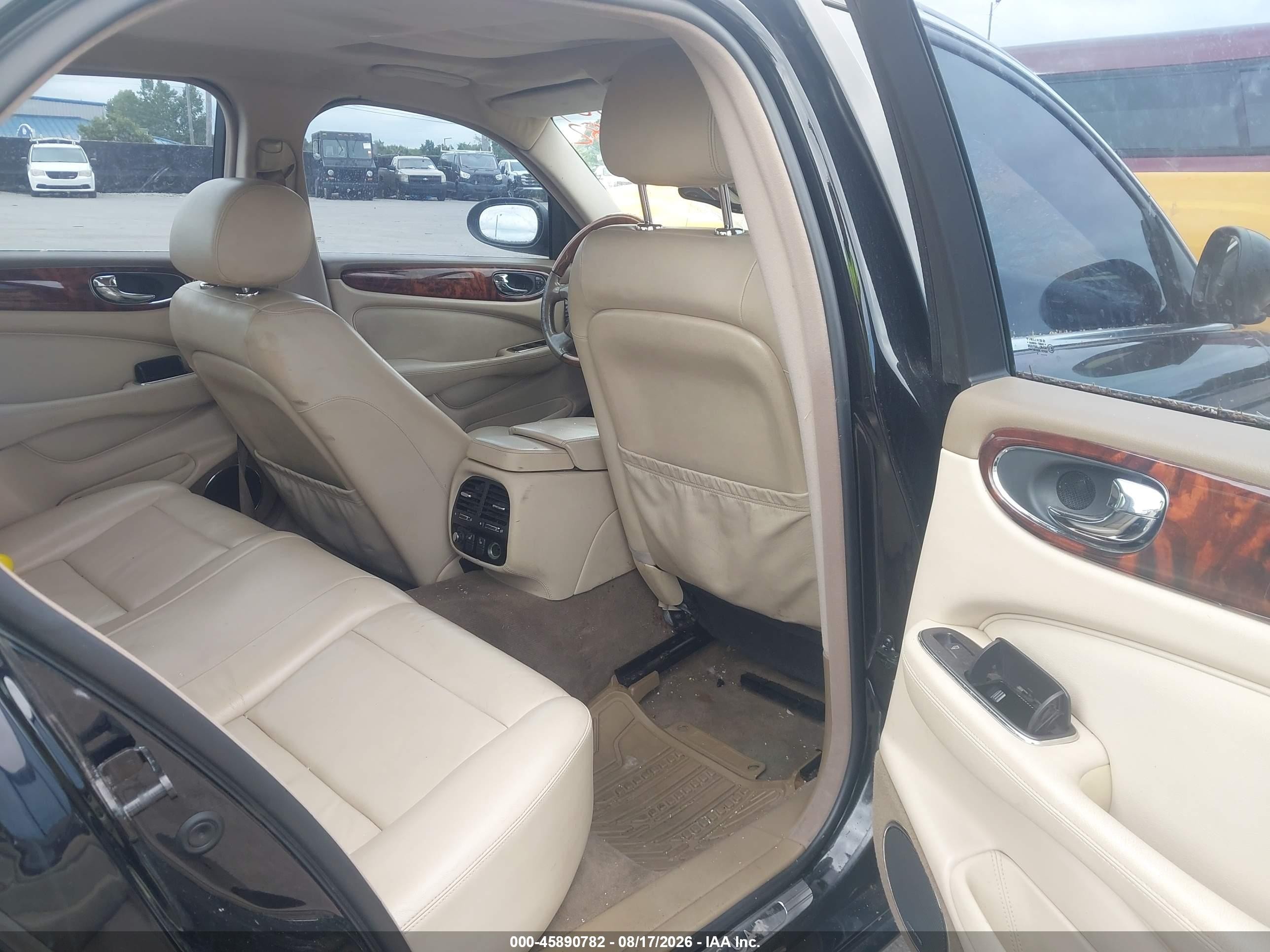 2004 Jaguar Xj Xjr Black vin: SAJEA73B34TG06880