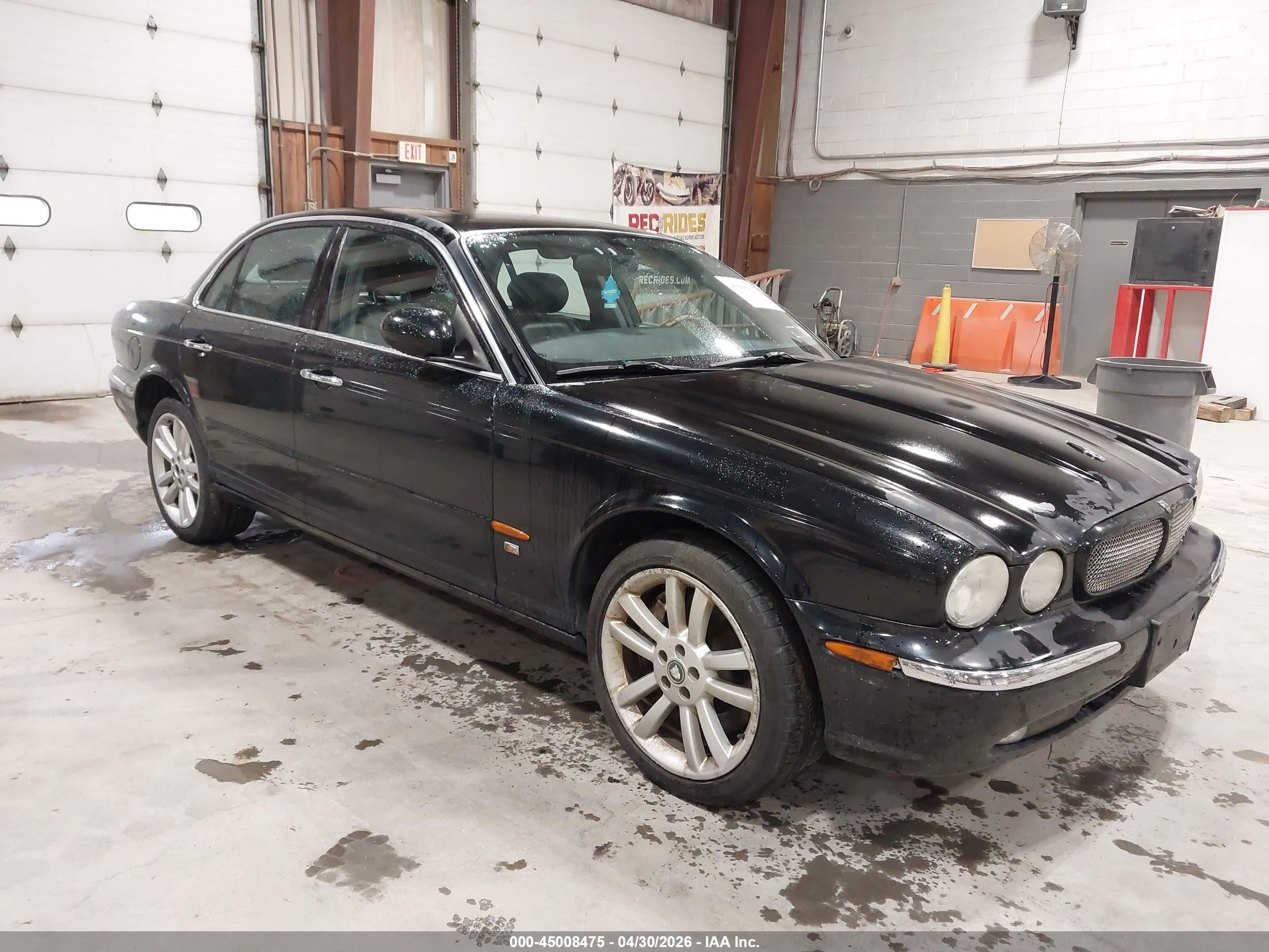 2004 Jaguar Xj Xjr Black vin: SAJEA73B64TG10714