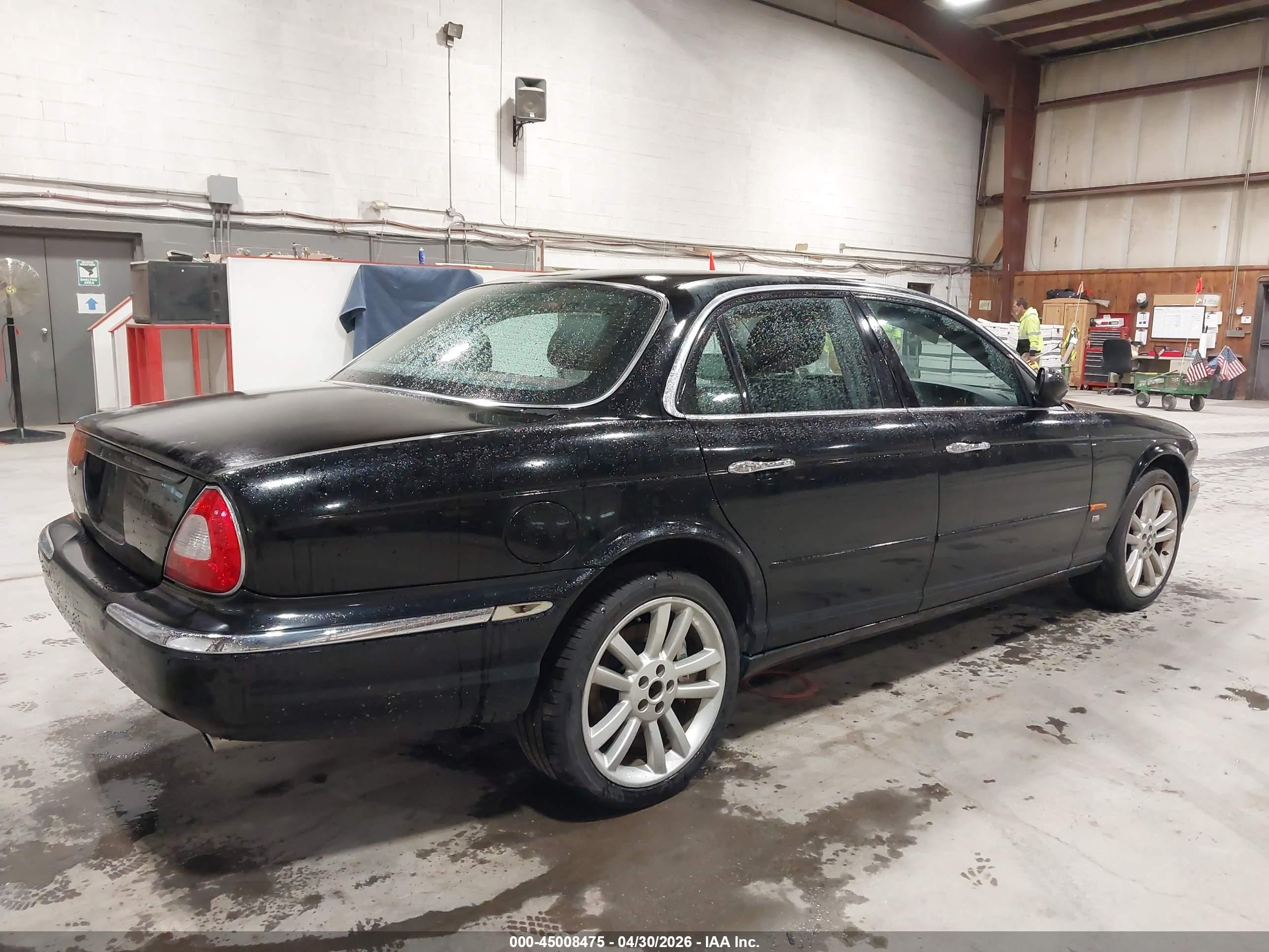 2004 Jaguar Xj Xjr Black vin: SAJEA73B64TG10714