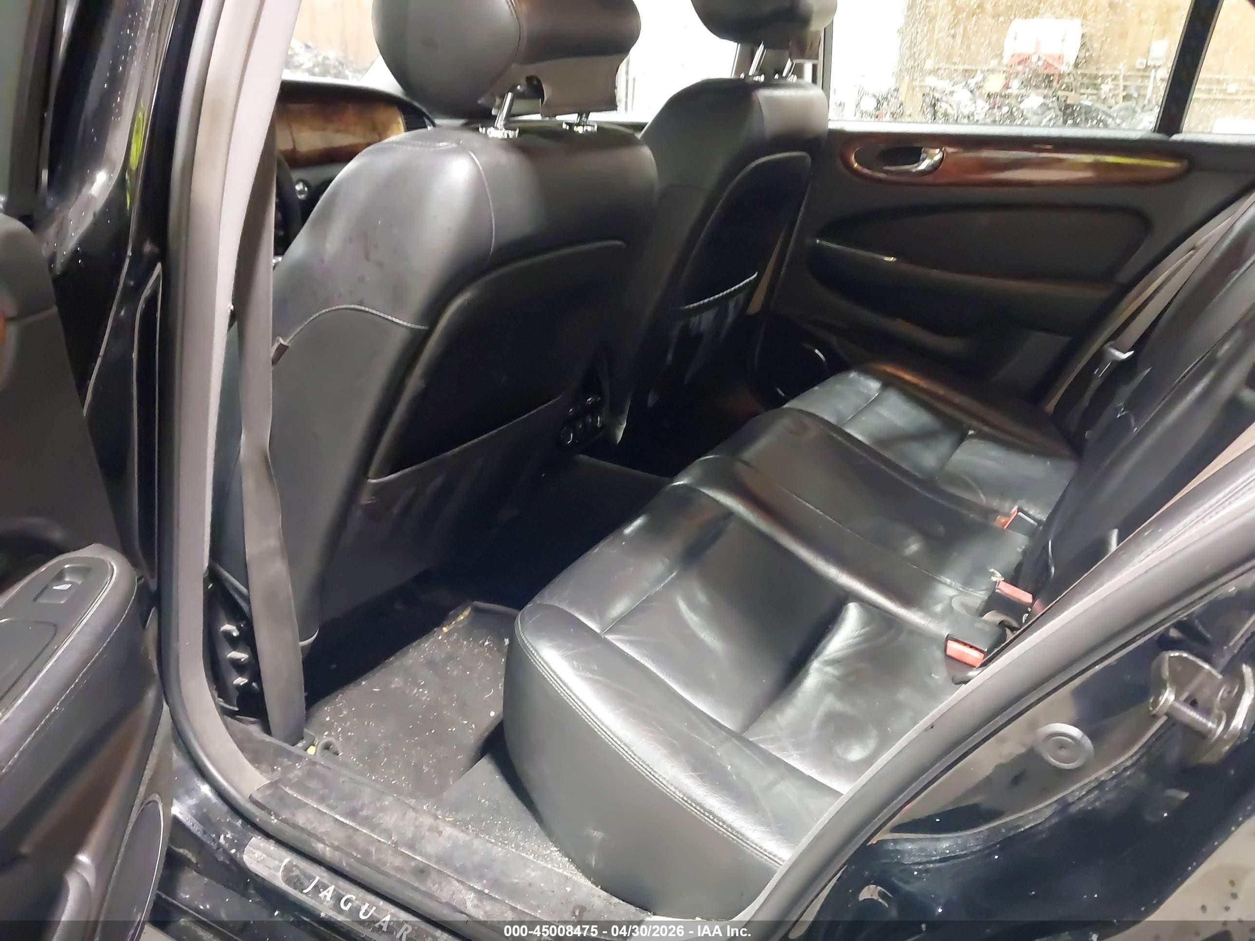 2004 Jaguar Xj Xjr Black vin: SAJEA73B64TG10714
