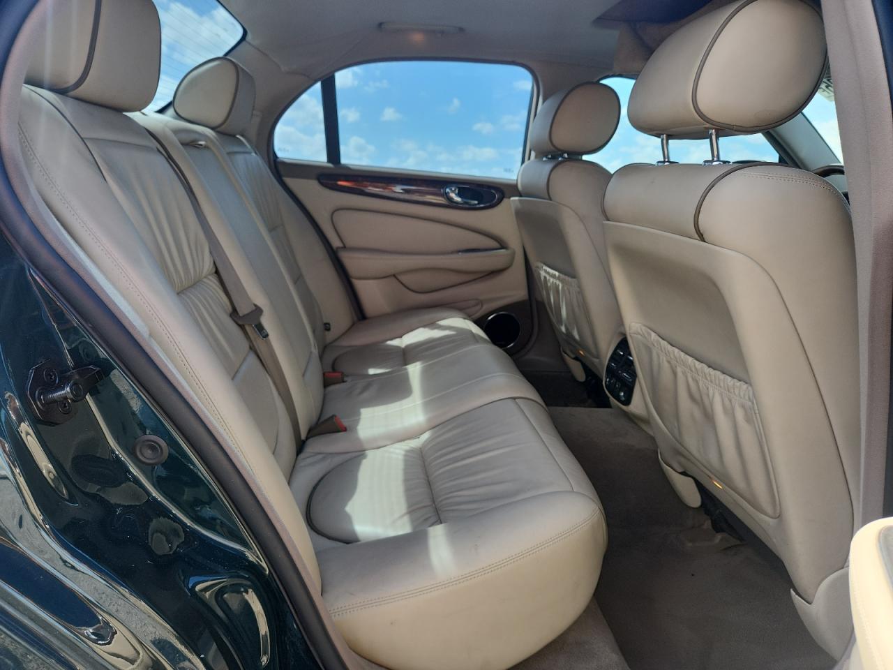 2004 Jaguar Vandenplas Green vin: SAJEA74C14SG07958