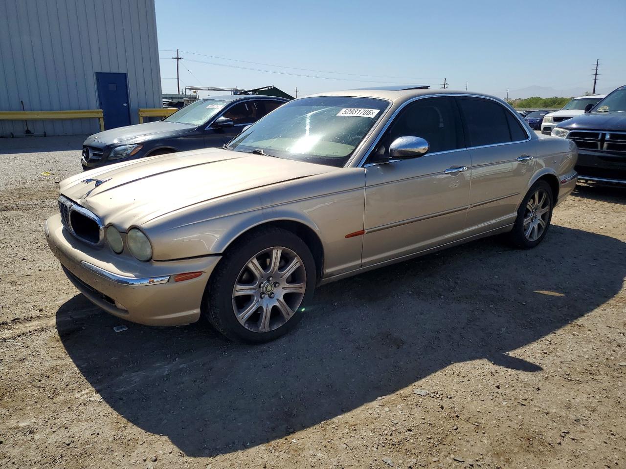 2004 Jaguar Vandenplas Gold vin: SAJEA74C24SG07824