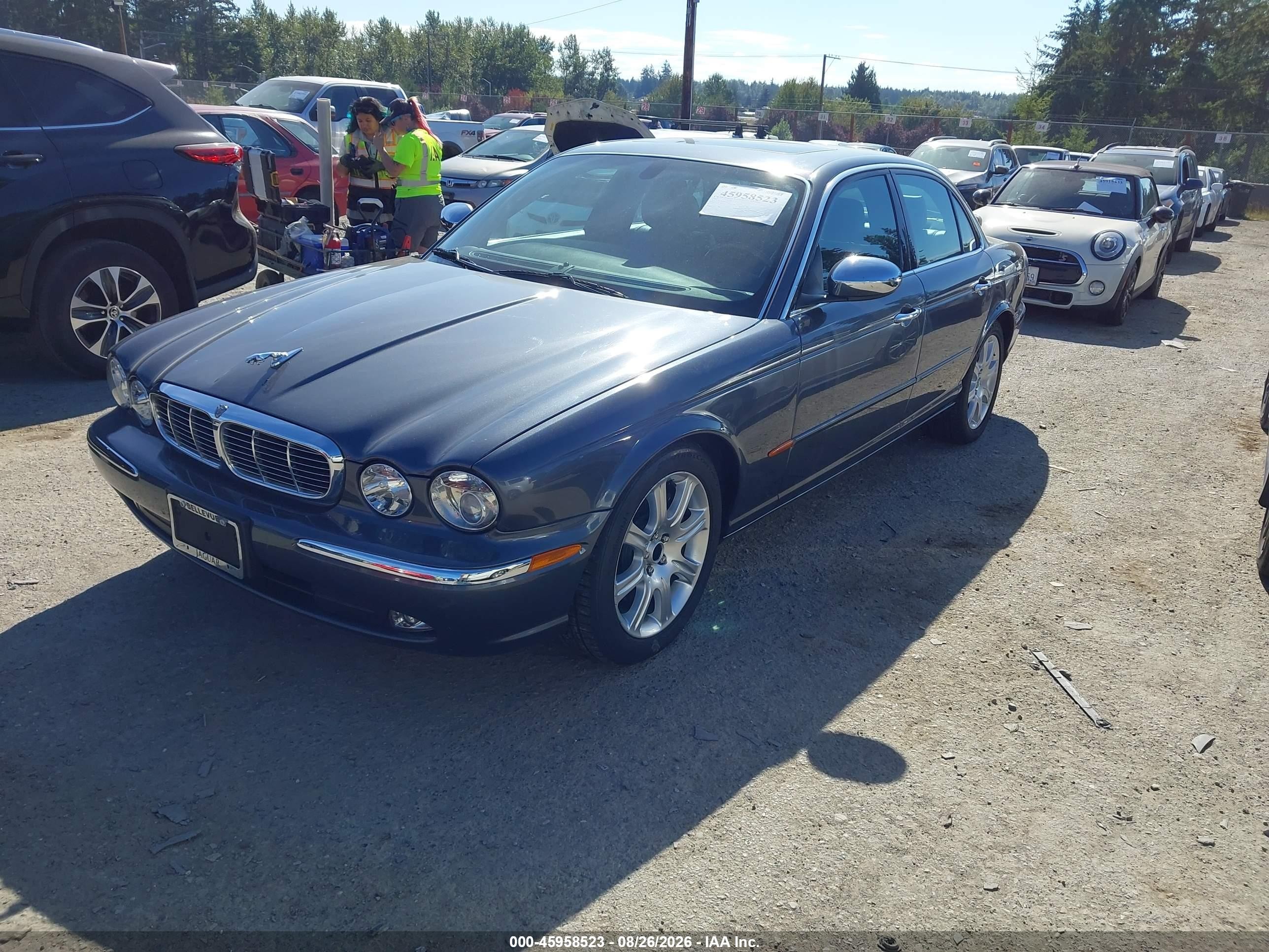 2004 Jaguar Xj Vanden Plas Gray vin: SAJEA74C24SG10478