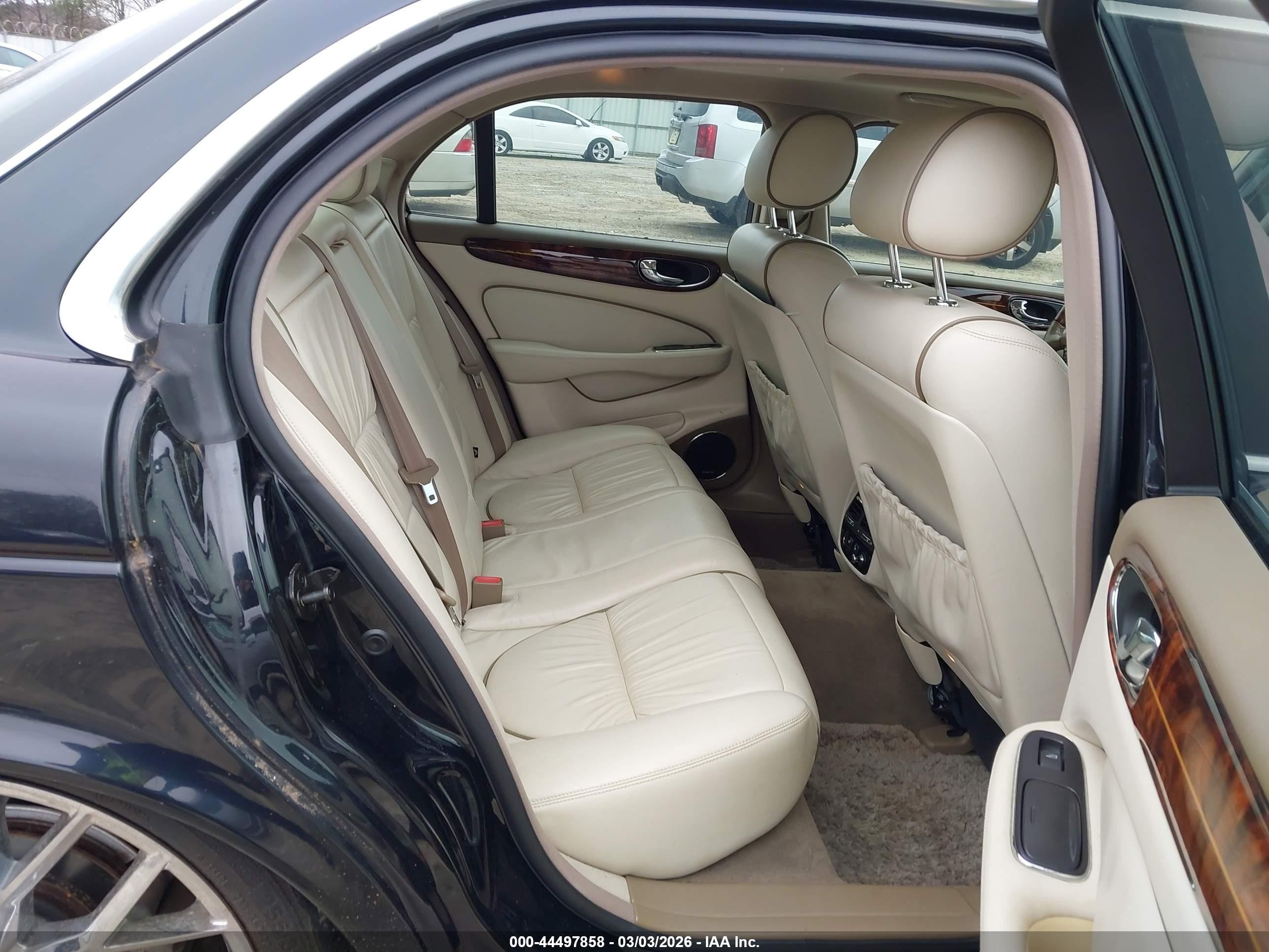 2004 Jaguar Xj Vanden Plas Black vin: SAJEA74C94SG05178