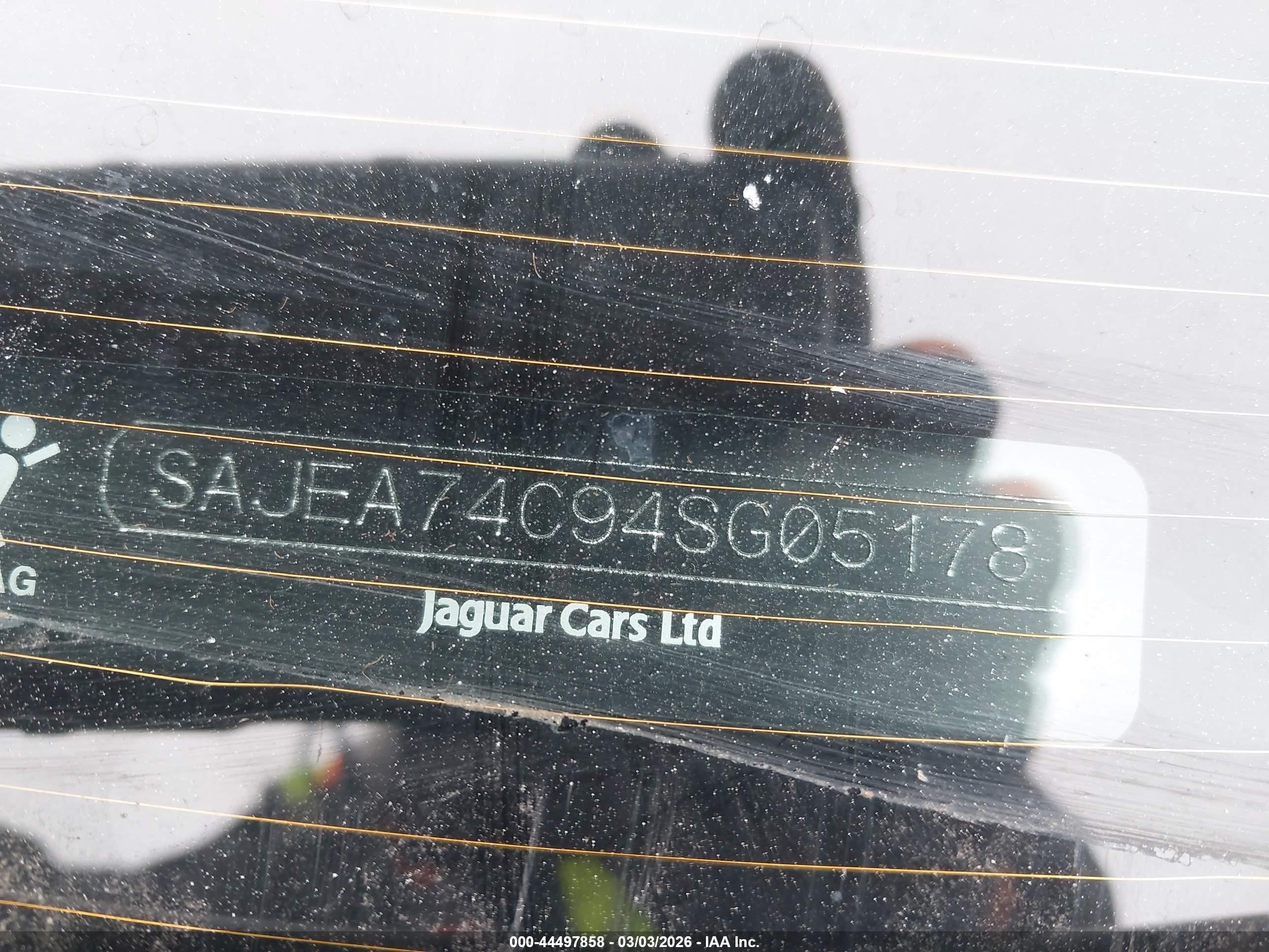 2004 Jaguar Xj Vanden Plas Black vin: SAJEA74C94SG05178